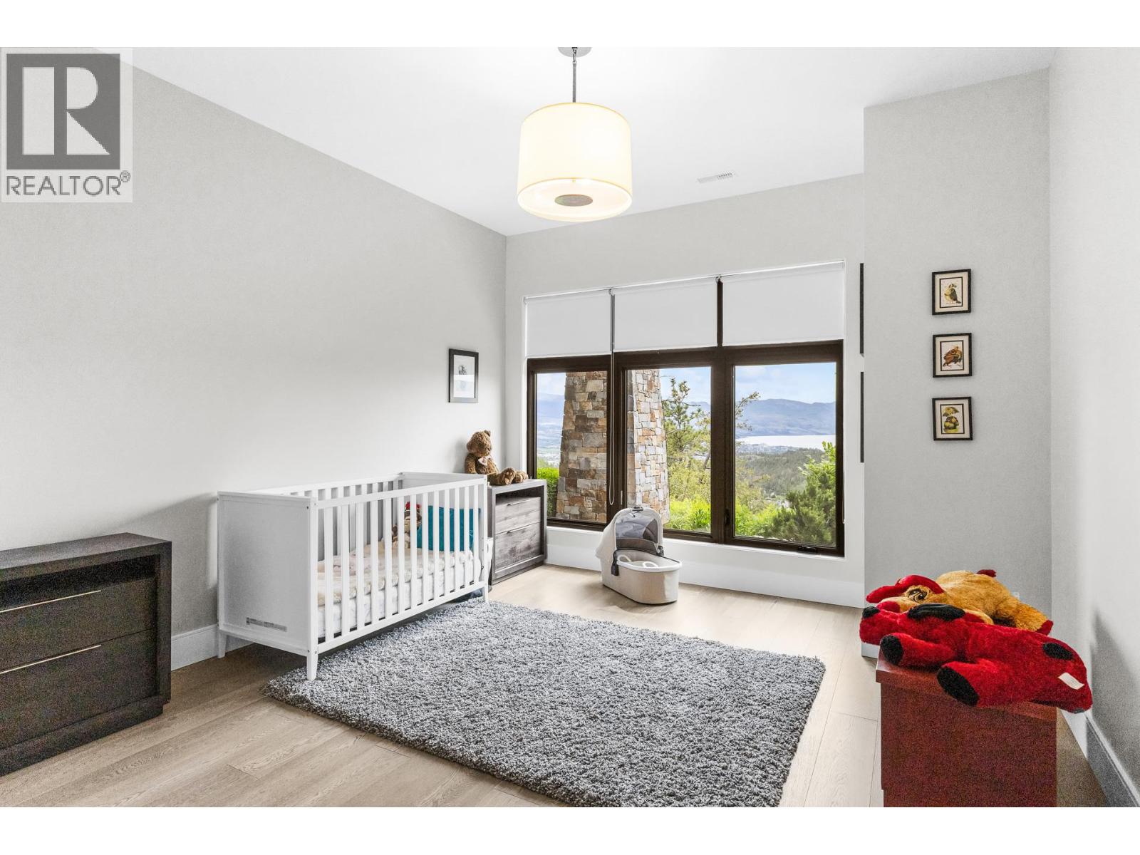 162 Skyland Drive