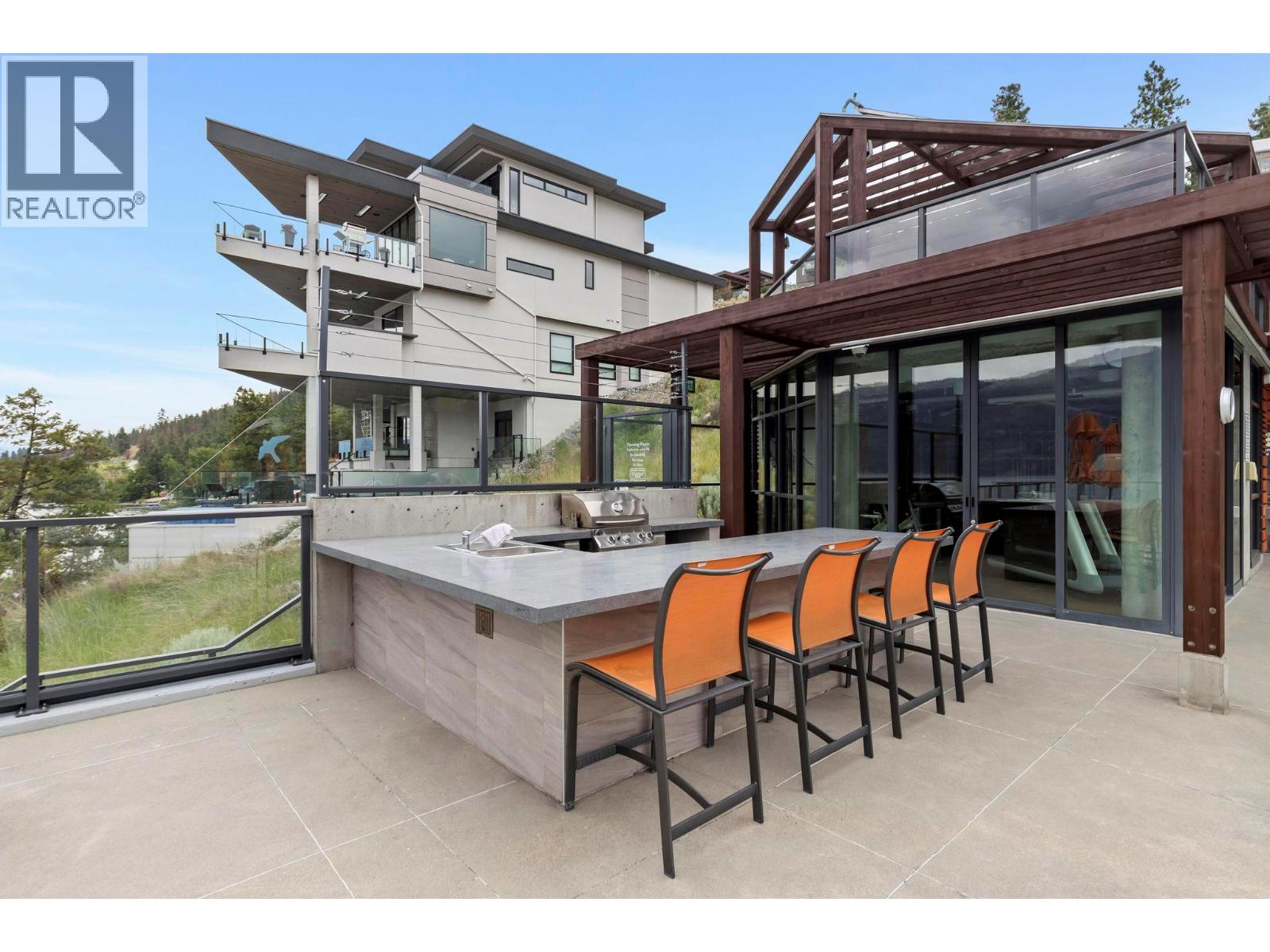 10245 Beacon Hill Drive