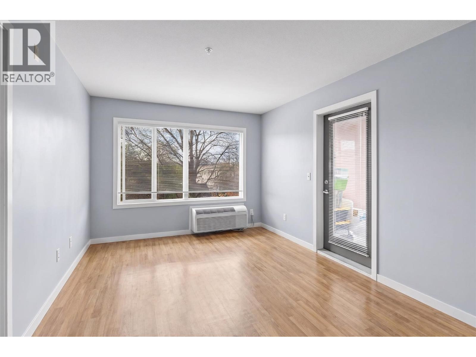1550 Dickson Avenue Unit# 222