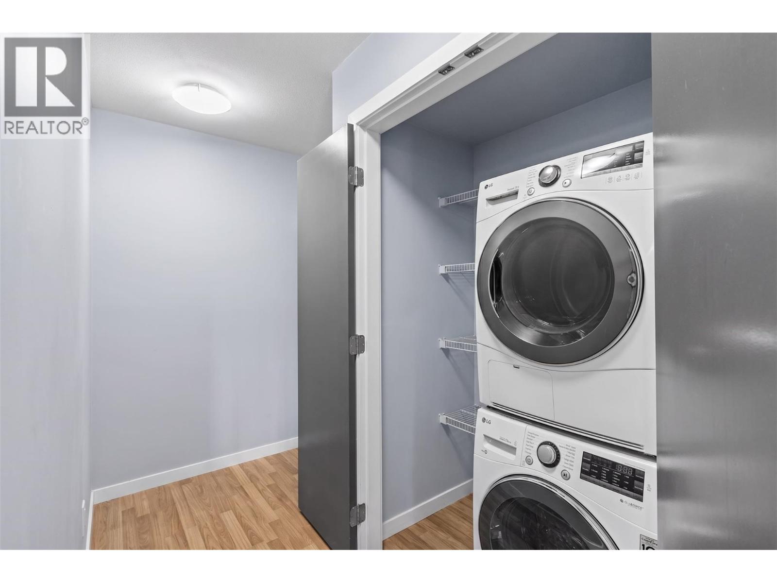 1550 Dickson Avenue Unit# 222