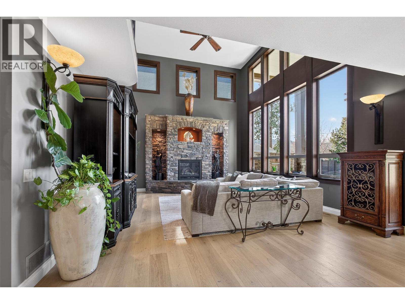 336 Quilchena Drive