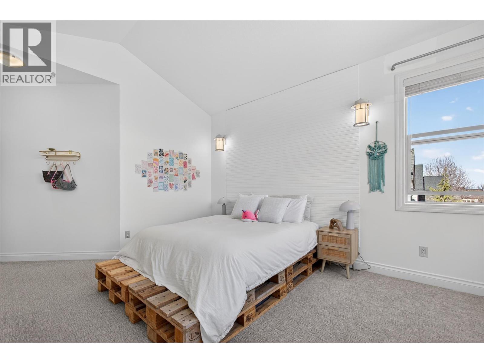 336 Quilchena Drive