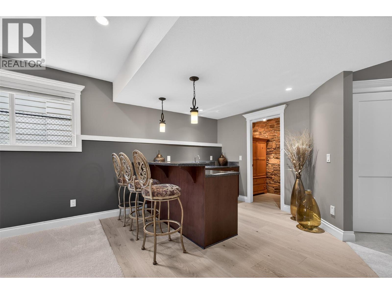 336 Quilchena Drive
