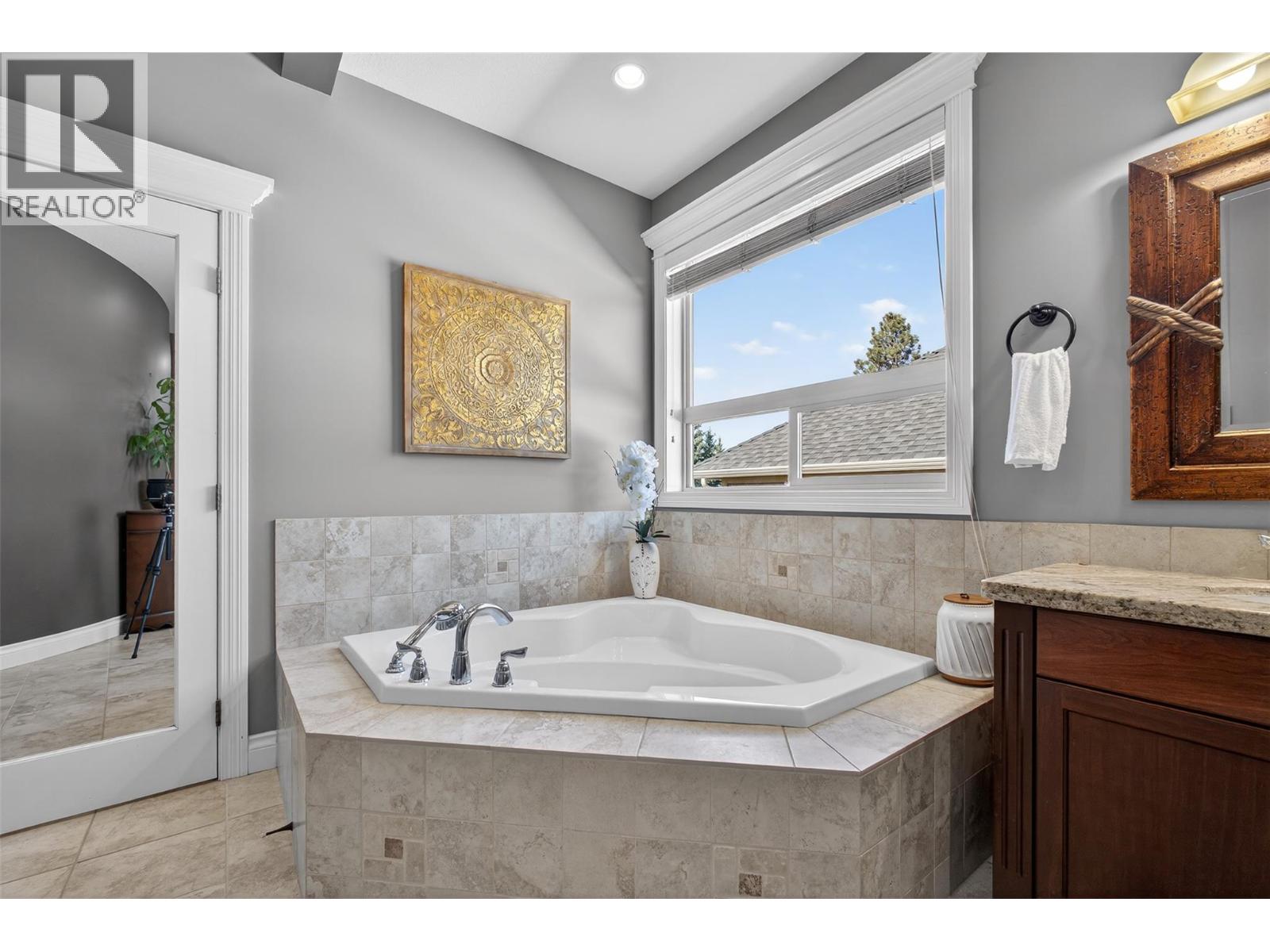 336 Quilchena Drive