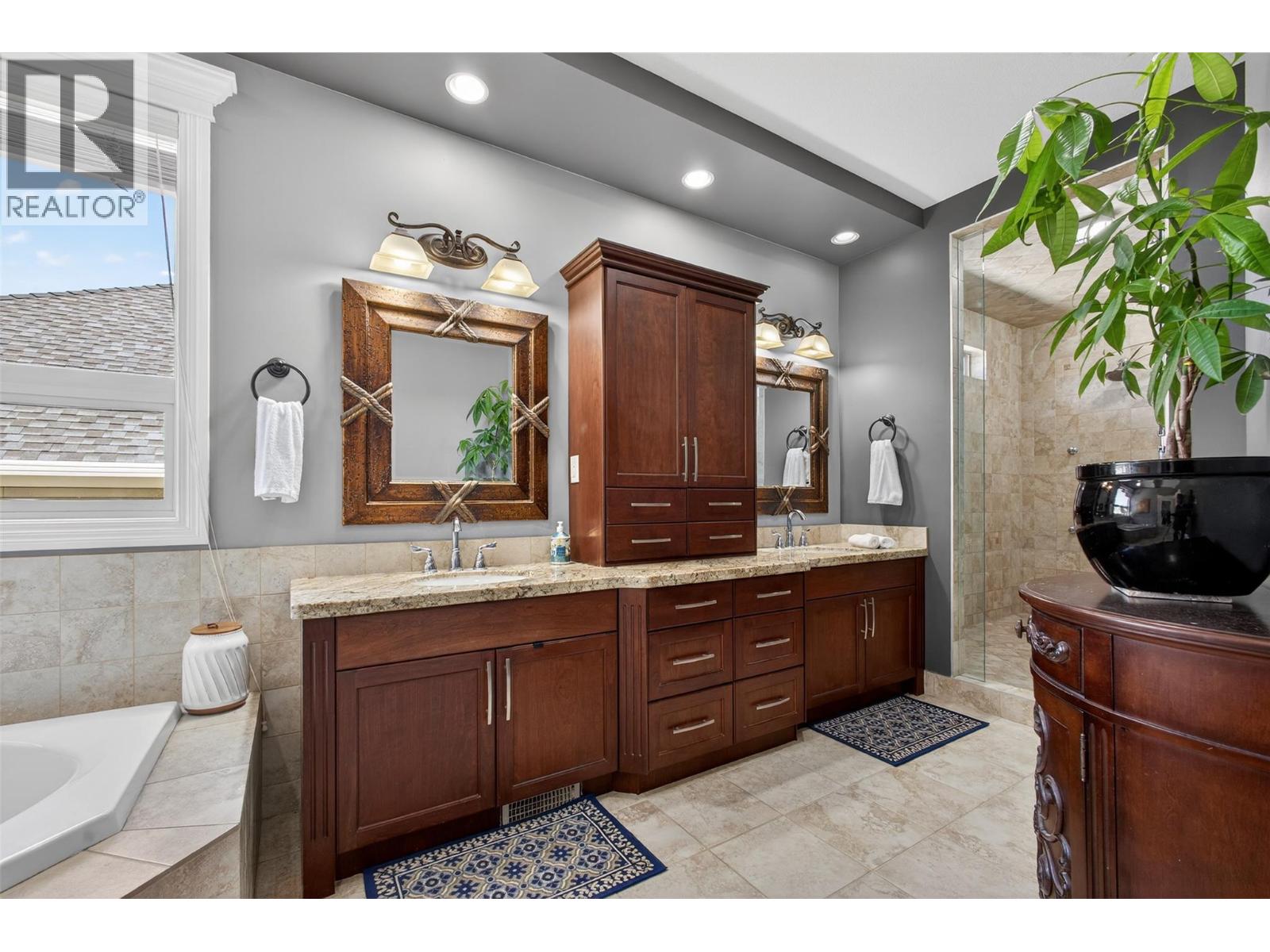 336 Quilchena Drive