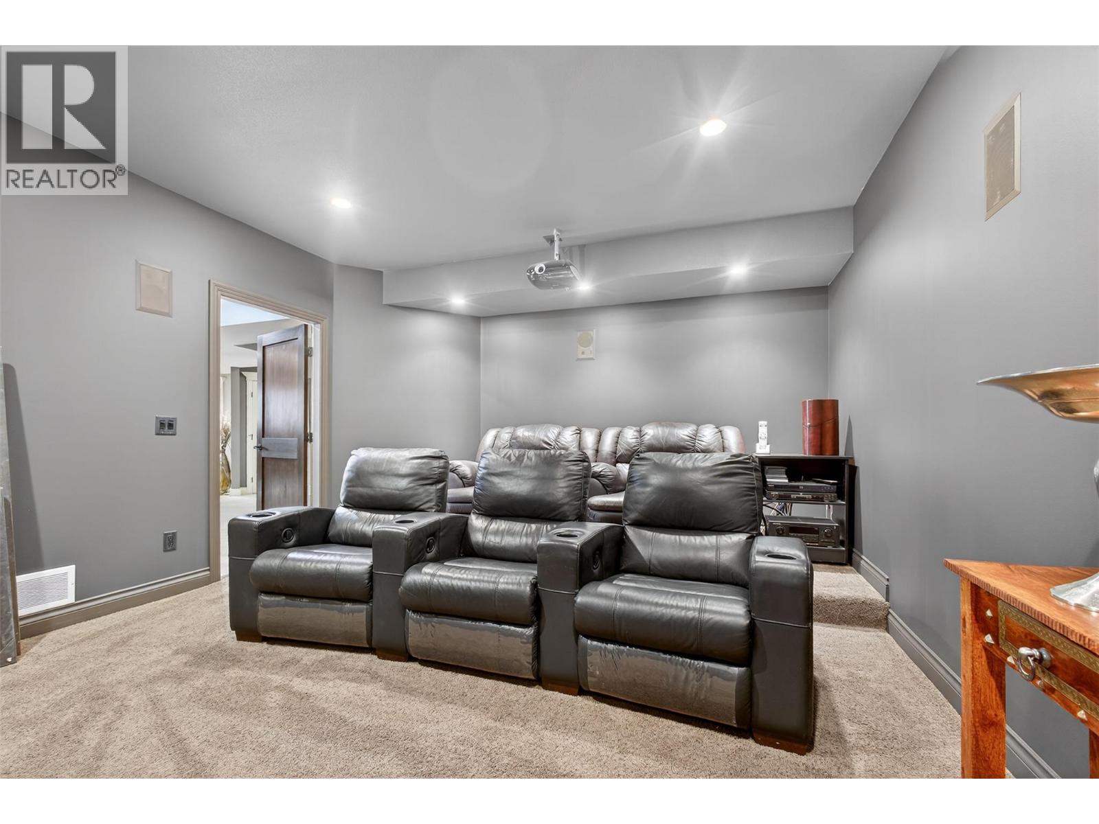 336 Quilchena Drive