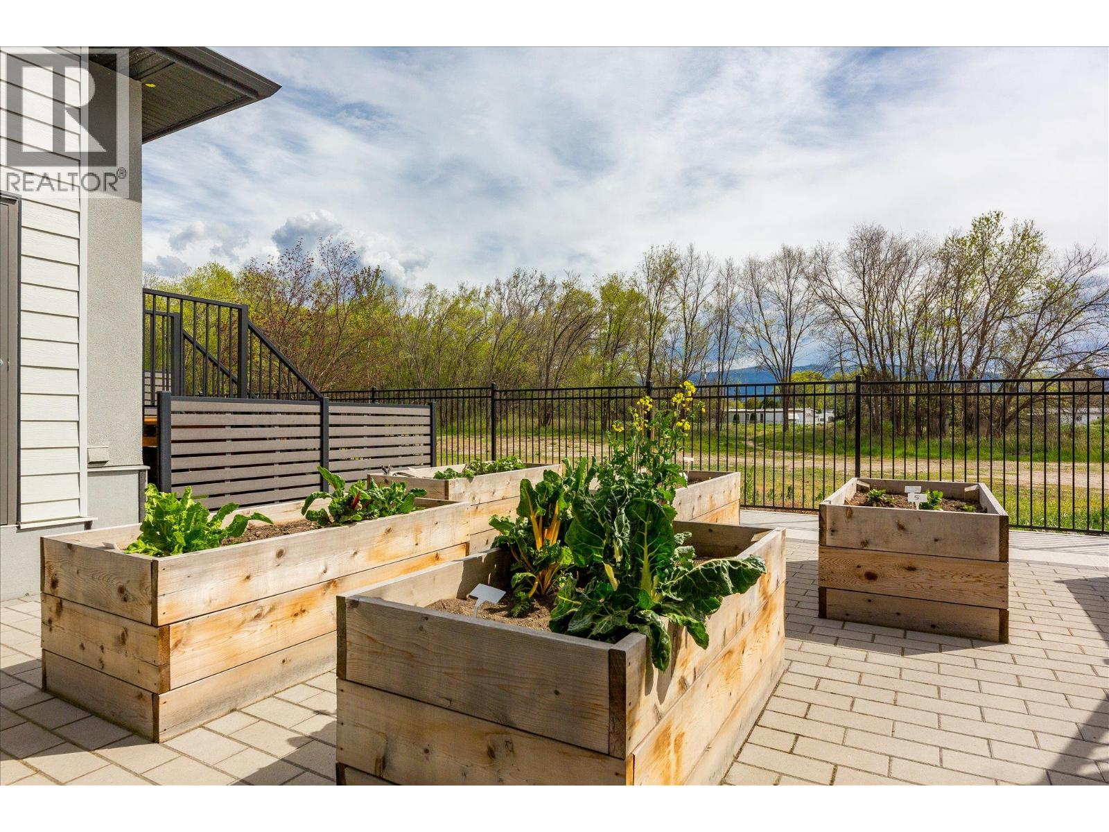 1225 Findlay Road Unit# 16