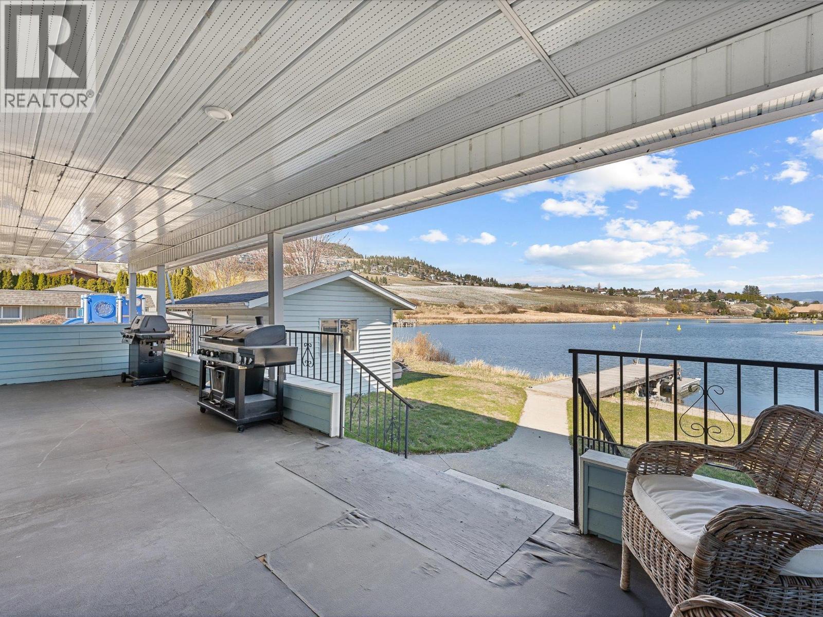 1428 Green Bay Road