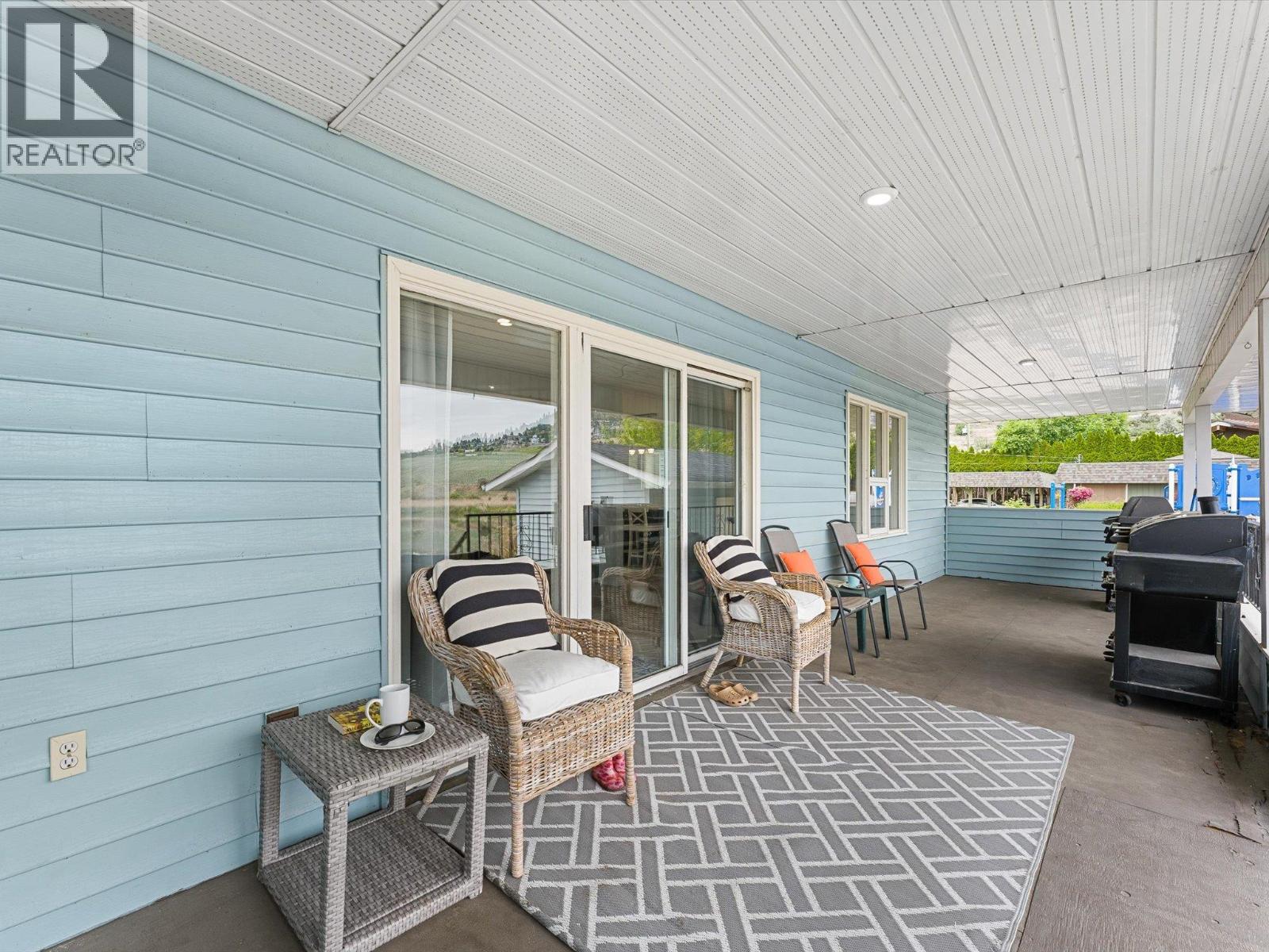 1428 Green Bay Road