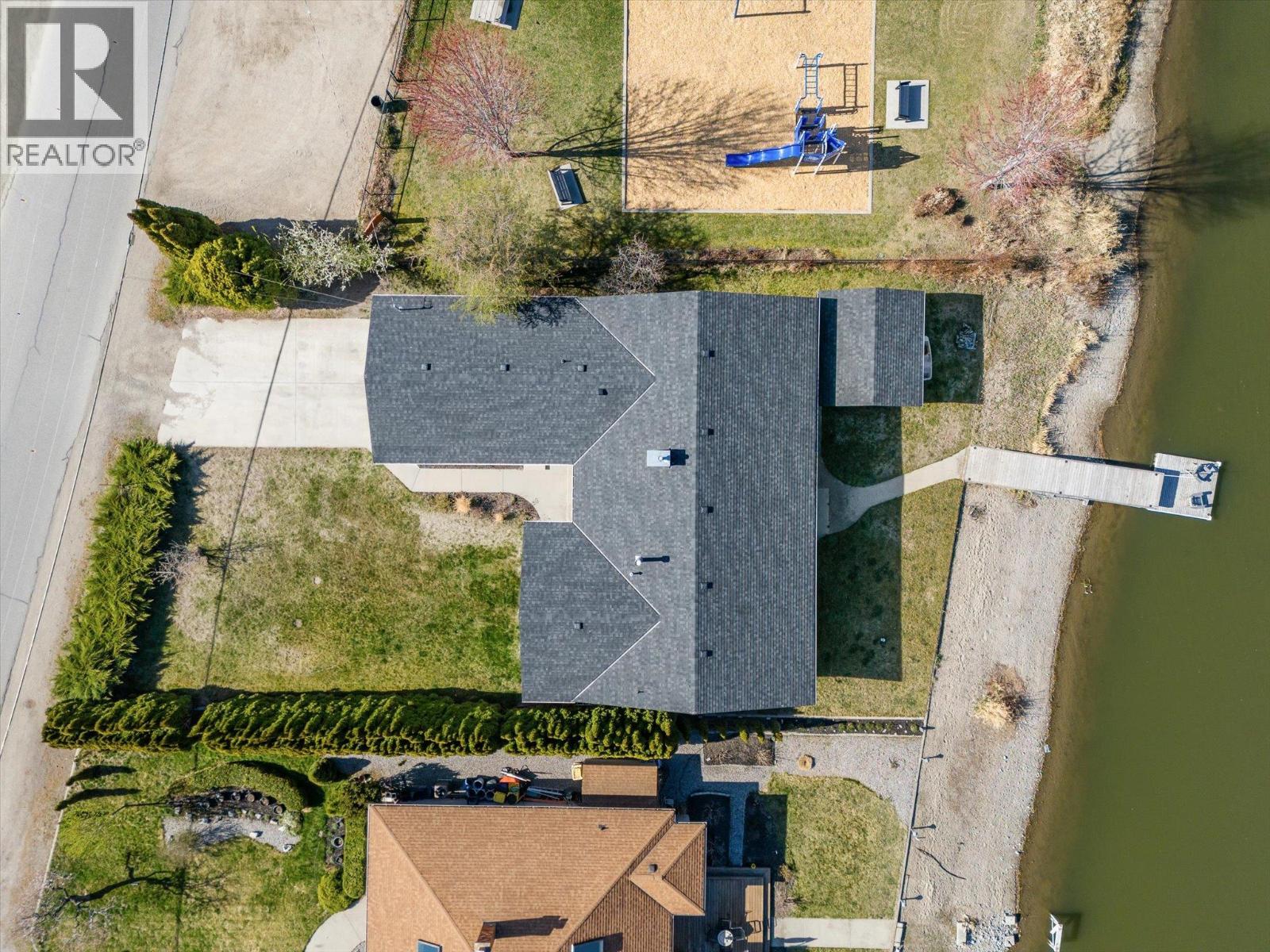 1428 Green Bay Road