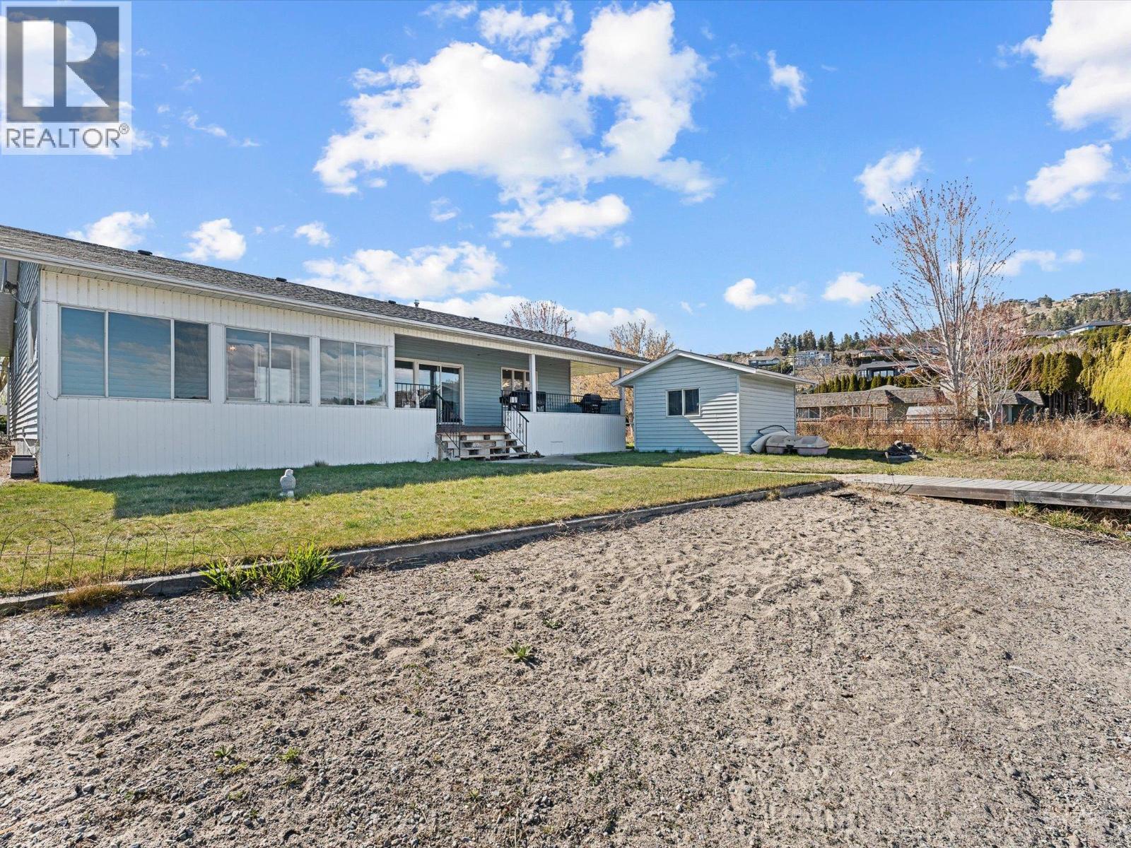 1428 Green Bay Road