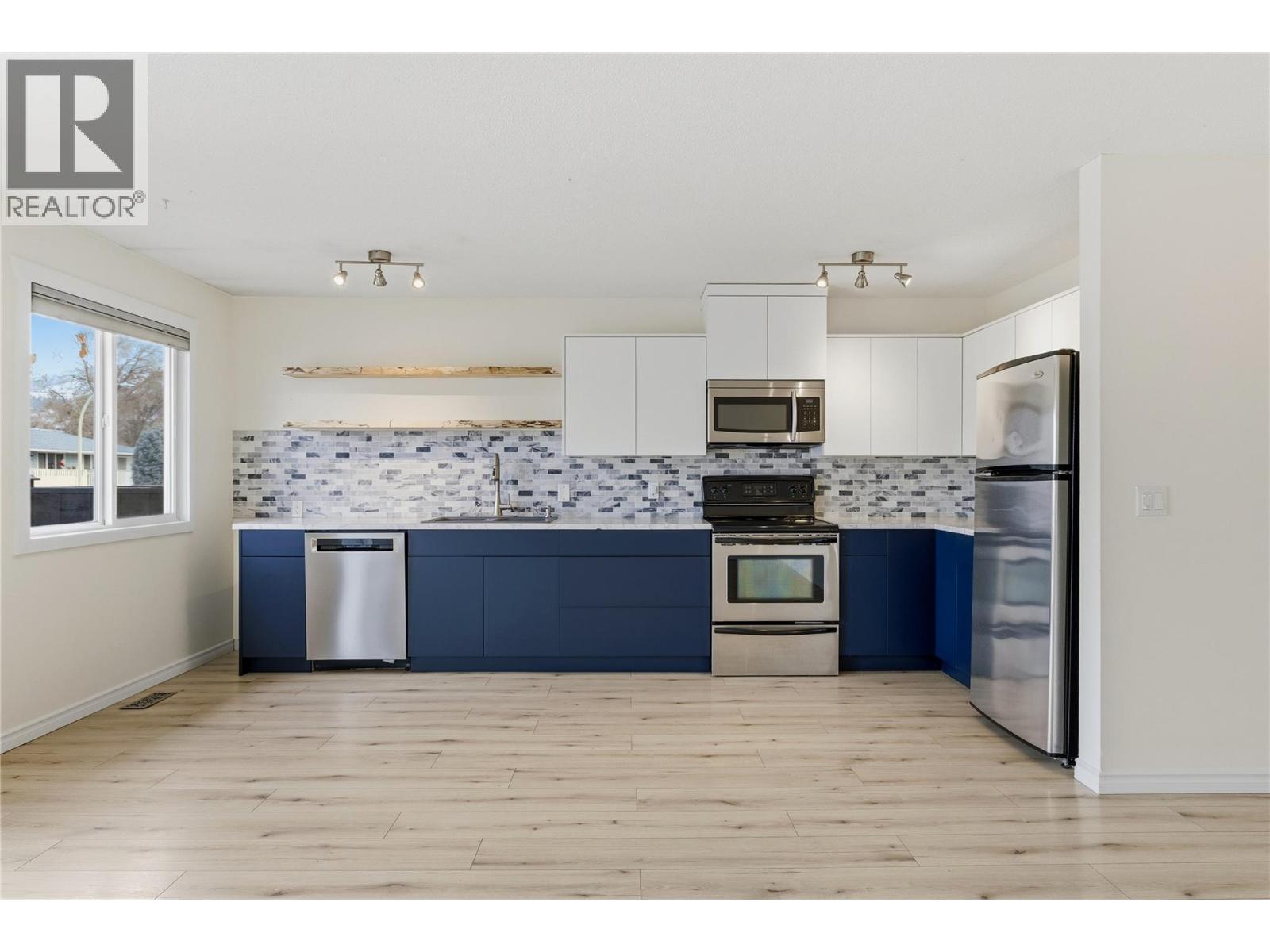 877 Tataryn Road