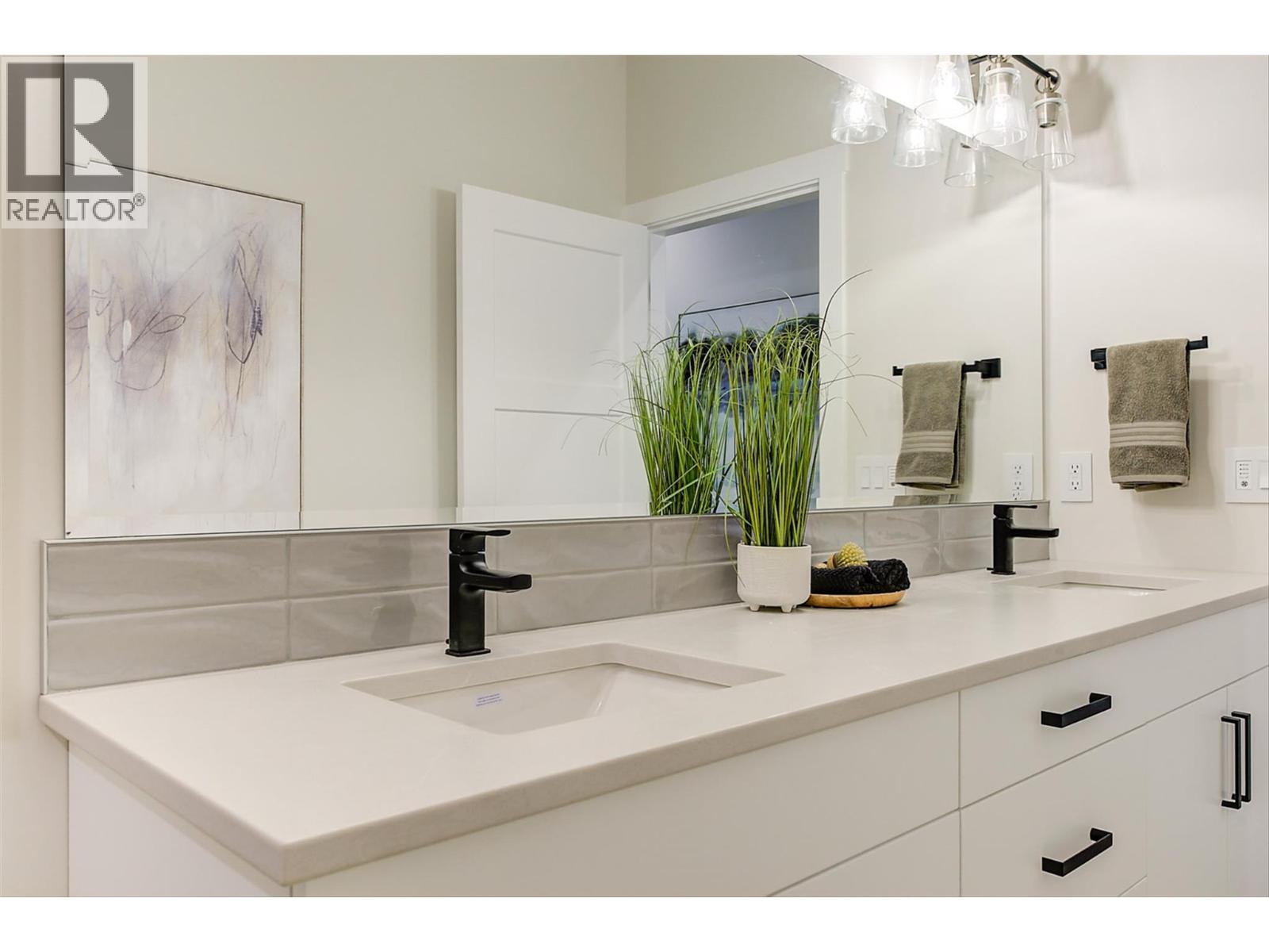 732 Coopland Crescent Unit# 1