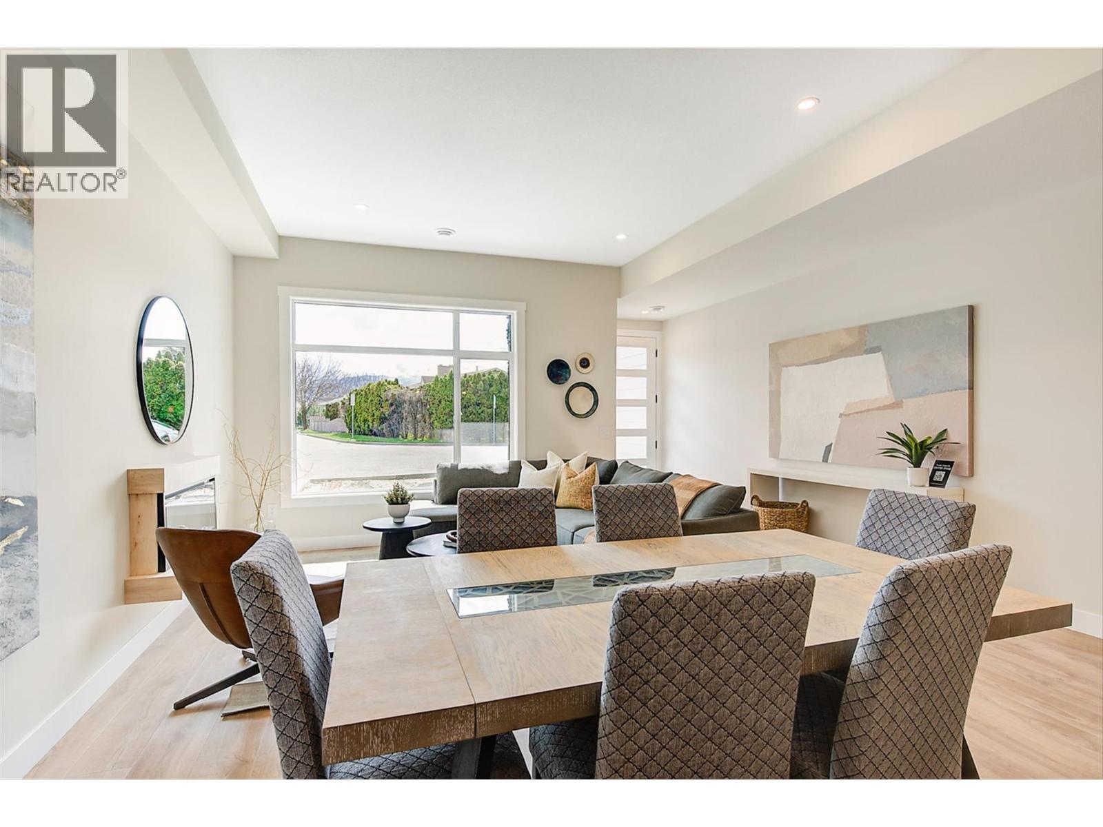 732 Coopland Crescent Unit# 1