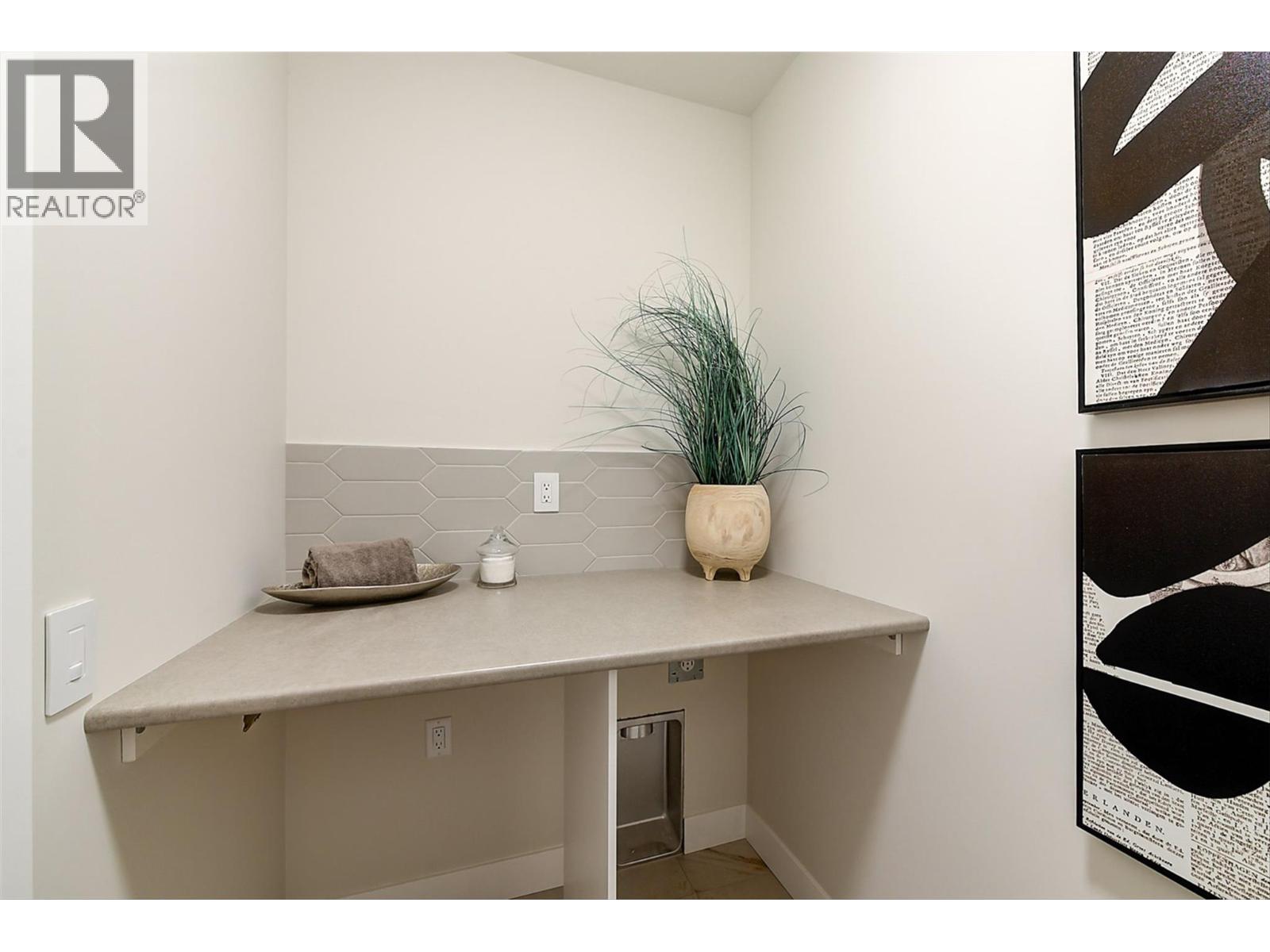 732 Coopland Crescent Unit# 1