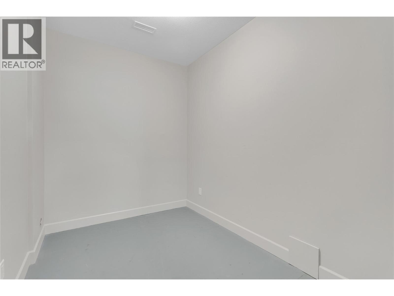 669 Long Ridge Drive Unit# 13