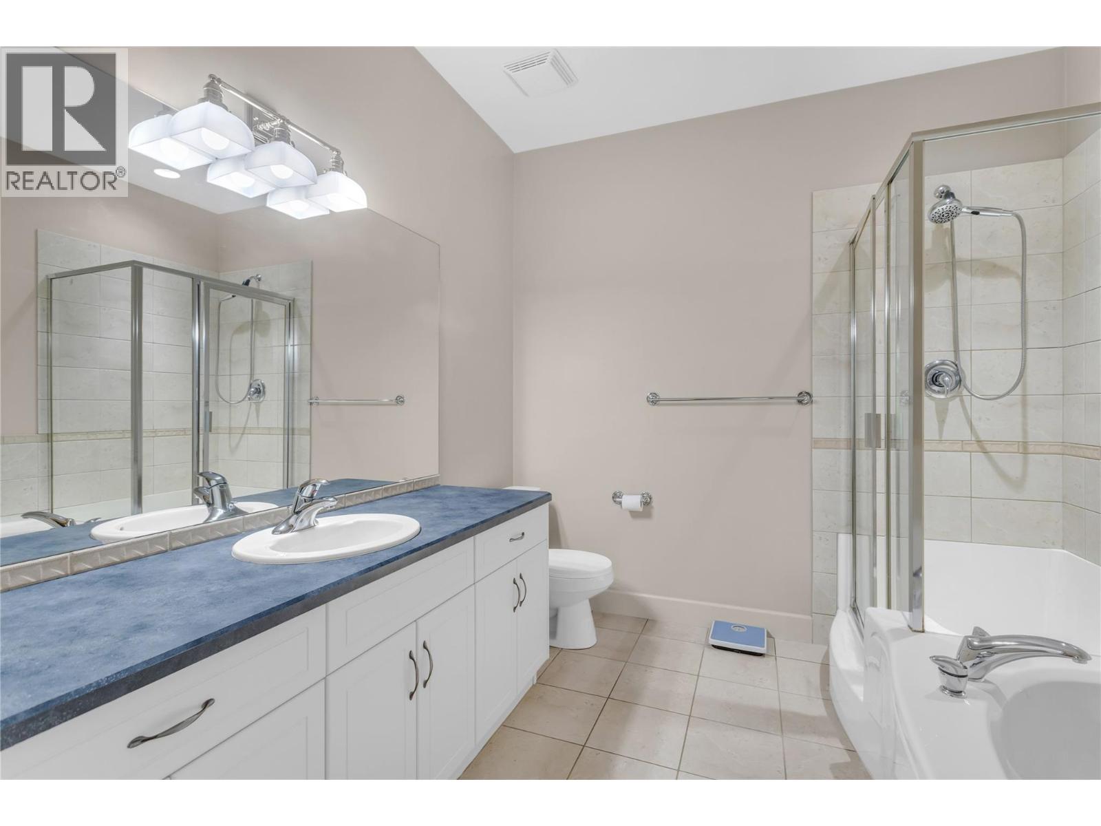 669 Long Ridge Drive Unit# 13