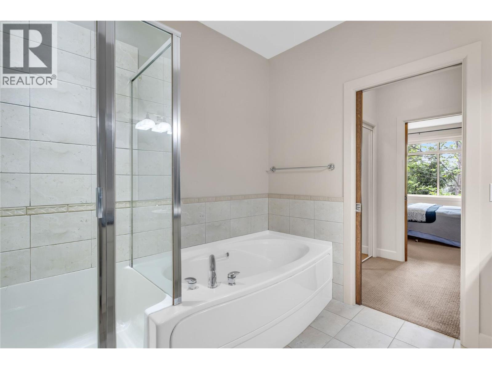 669 Long Ridge Drive Unit# 13