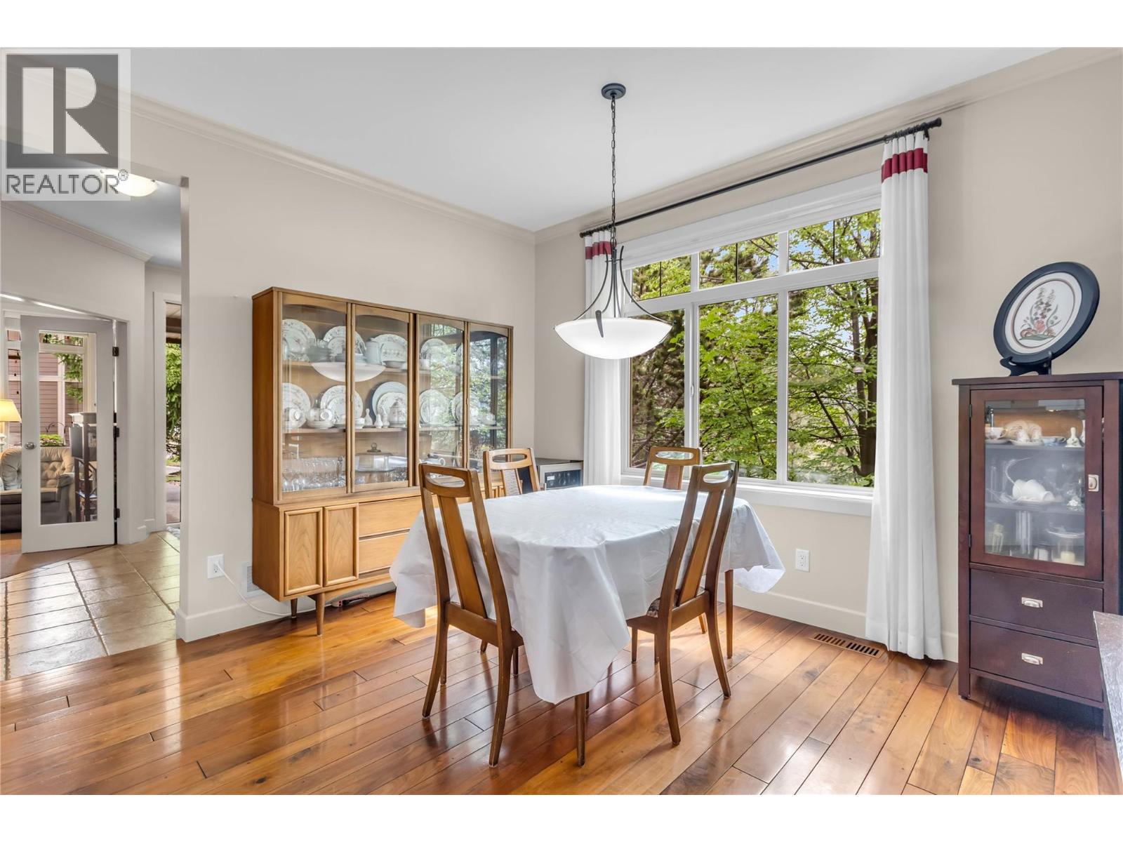 669 Long Ridge Drive Unit# 13