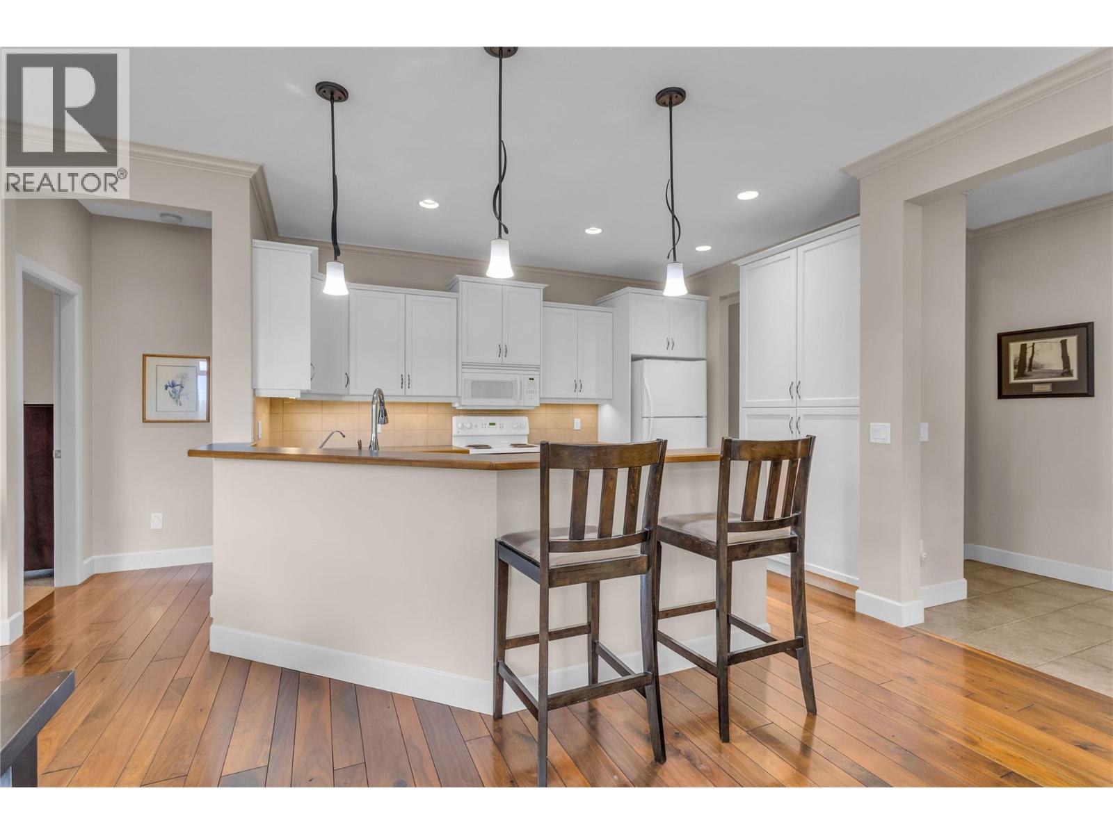 669 Long Ridge Drive Unit# 13