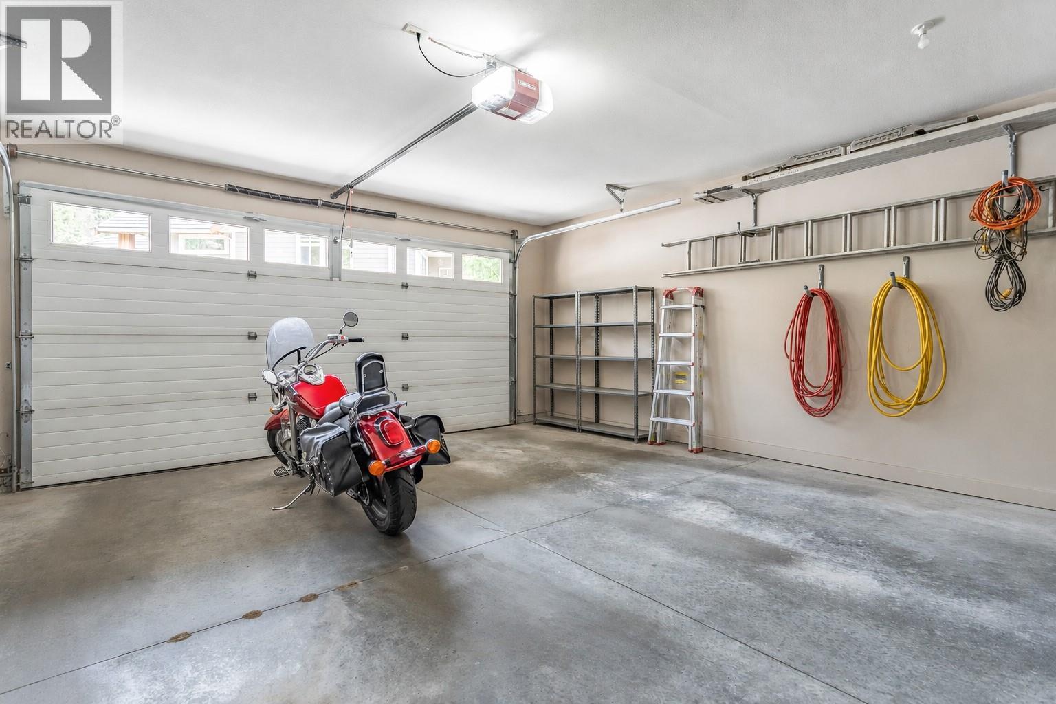 669 Long Ridge Drive Unit# 13