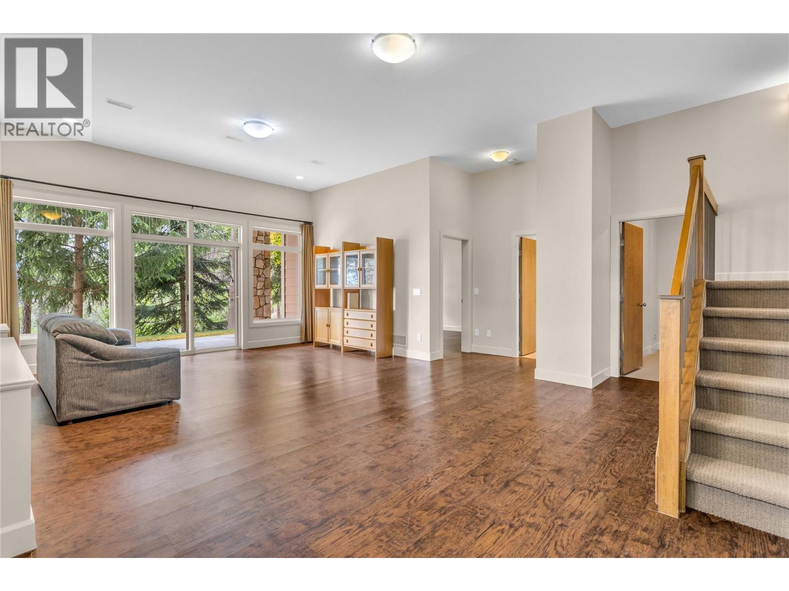 669 Long Ridge Drive Unit# 13