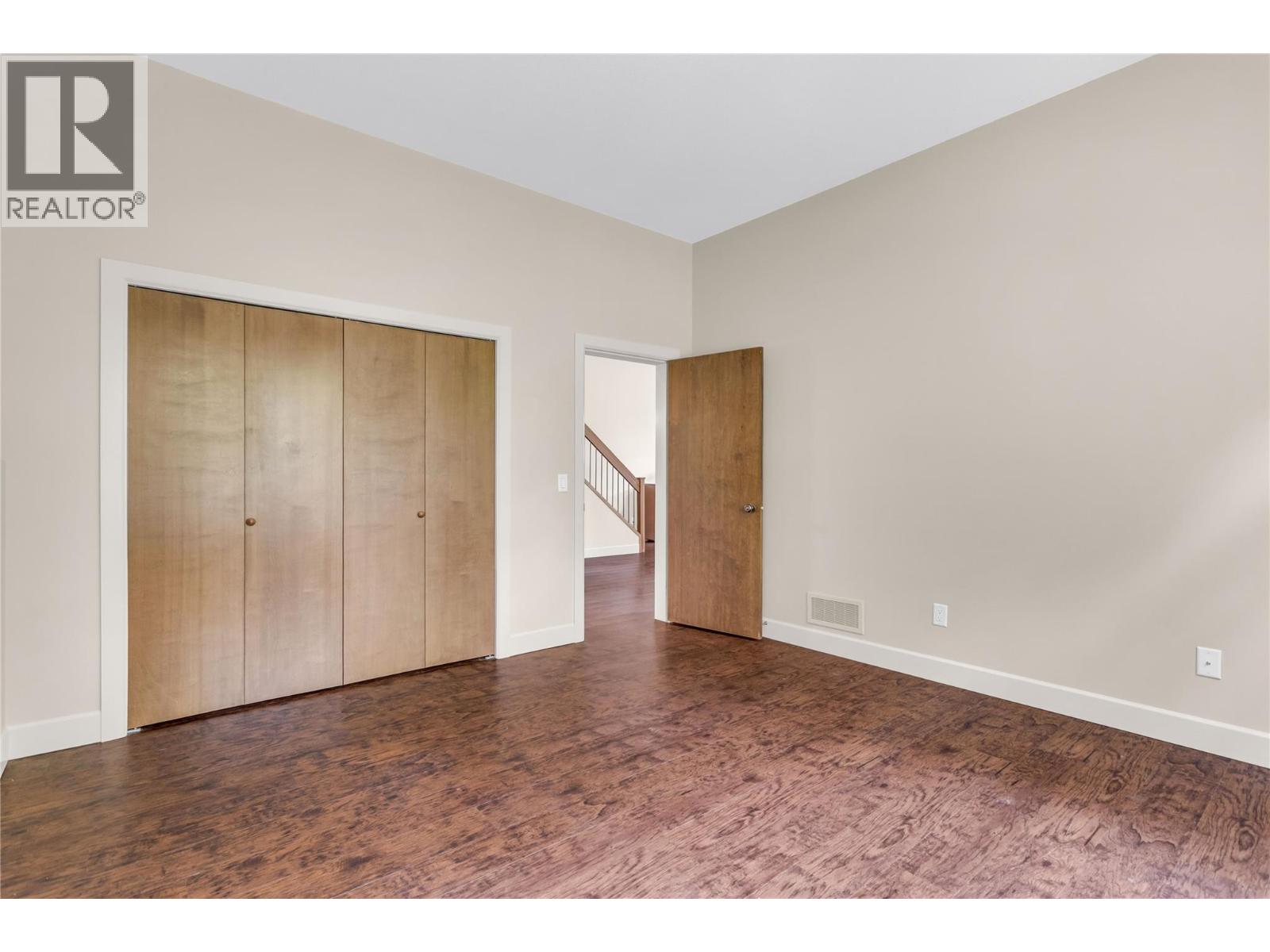 669 Long Ridge Drive Unit# 13