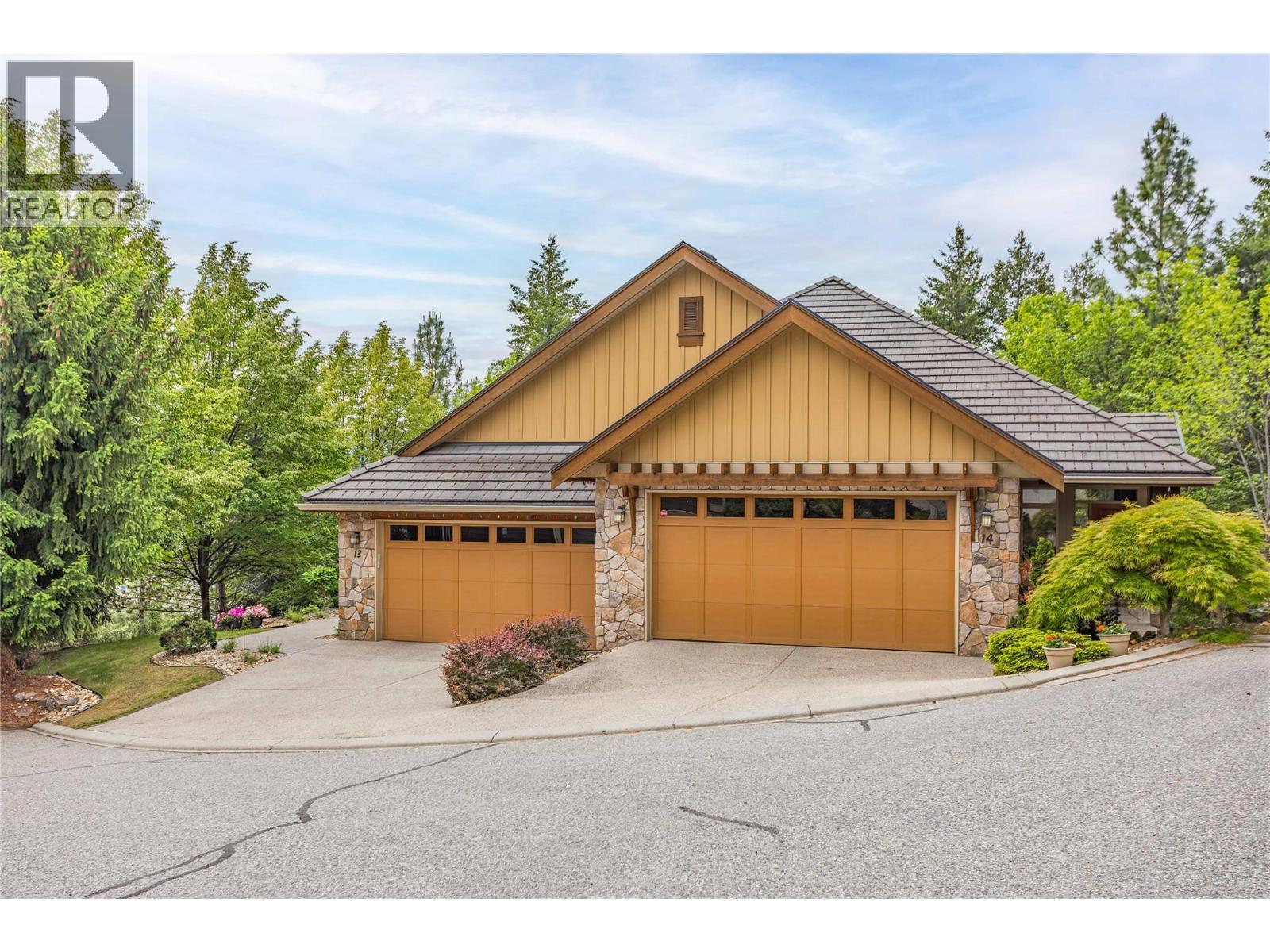 669 Long Ridge Drive Unit# 13
