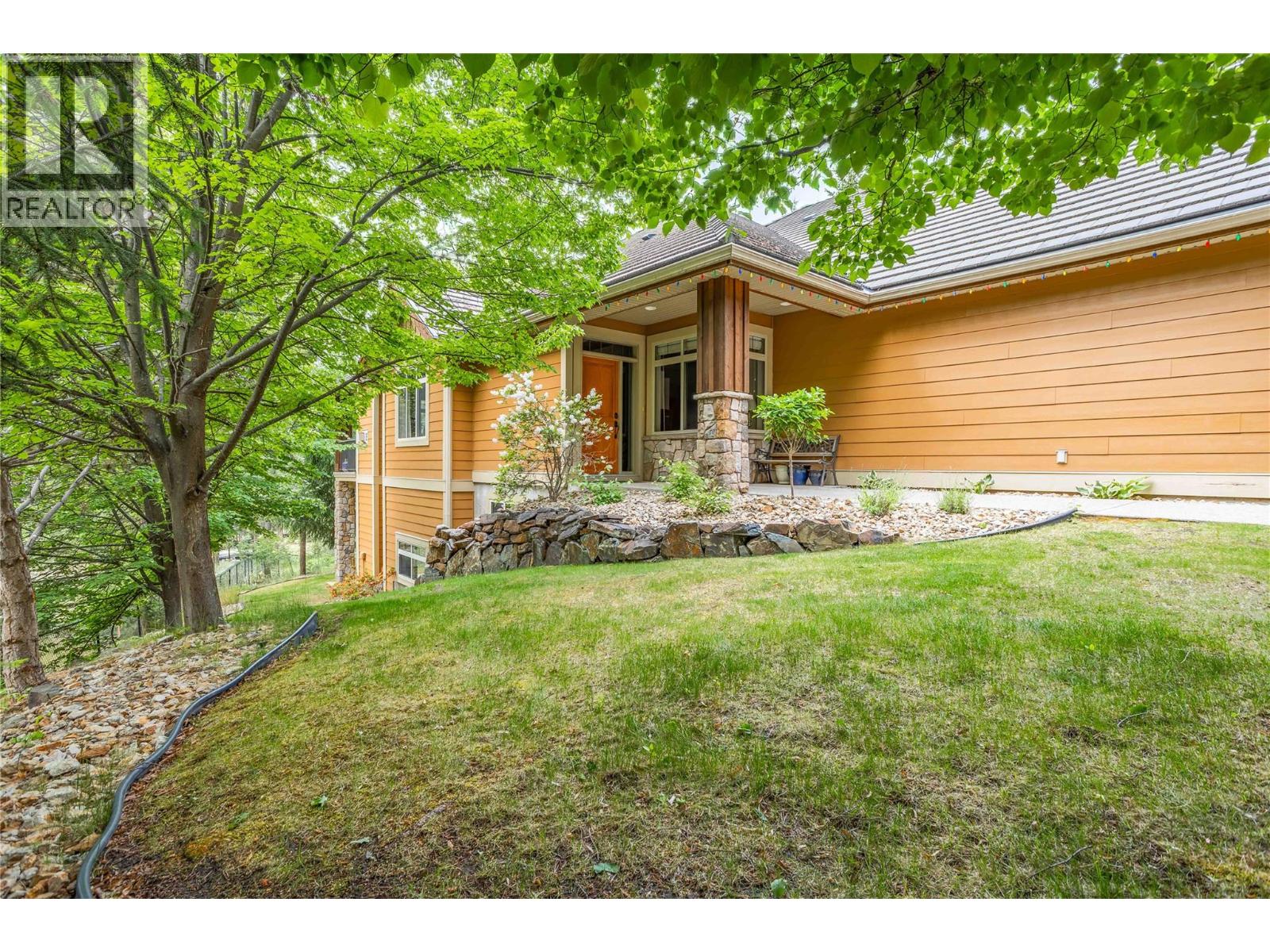 669 Long Ridge Drive Unit# 13