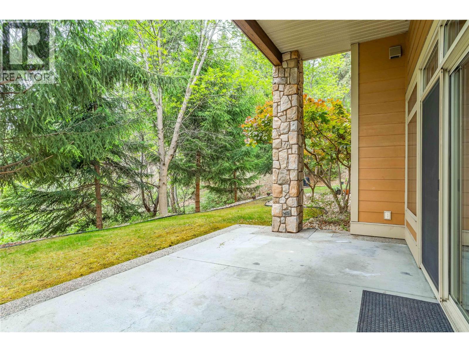 669 Long Ridge Drive Unit# 13