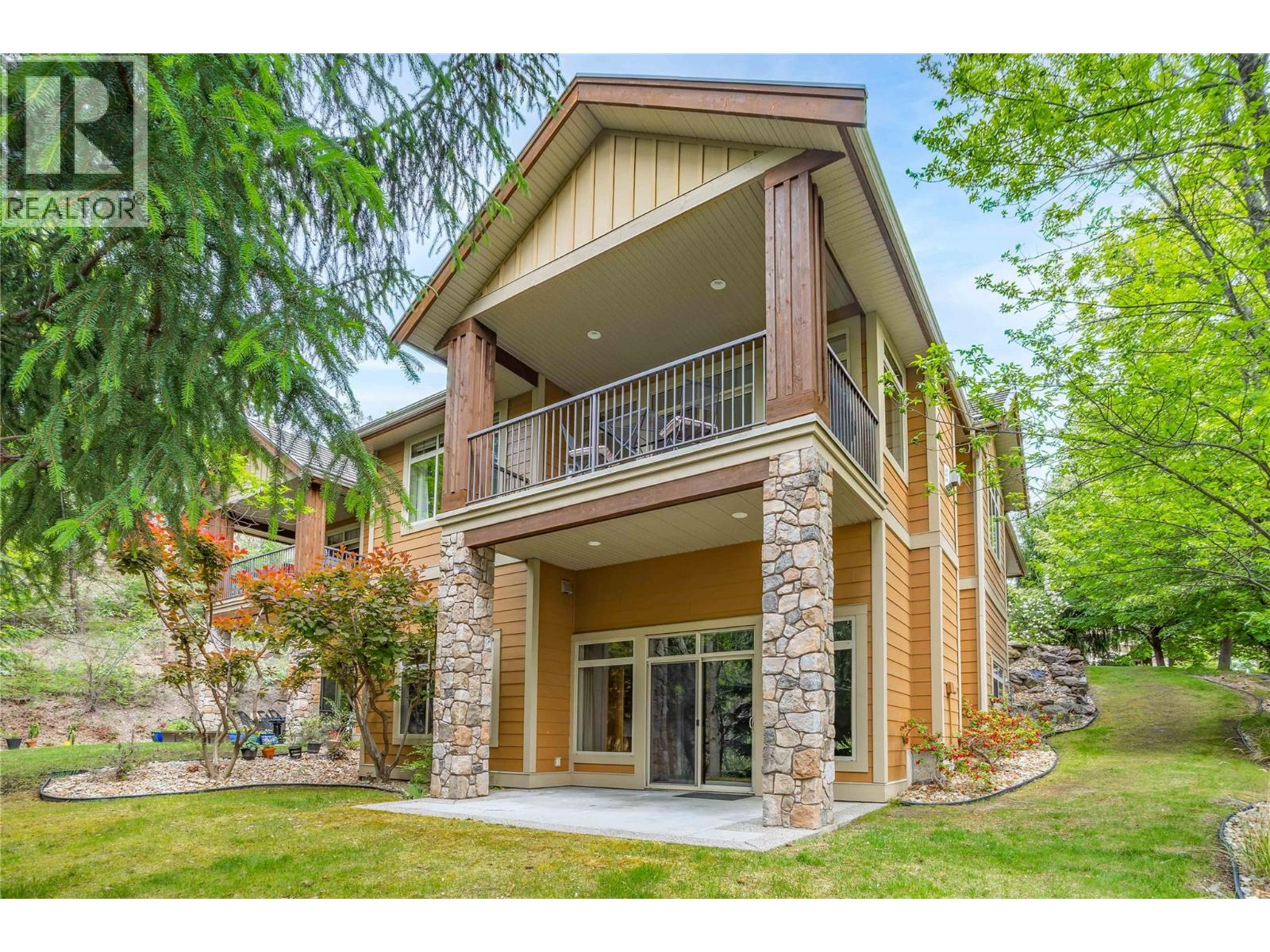 669 Long Ridge Drive Unit# 13