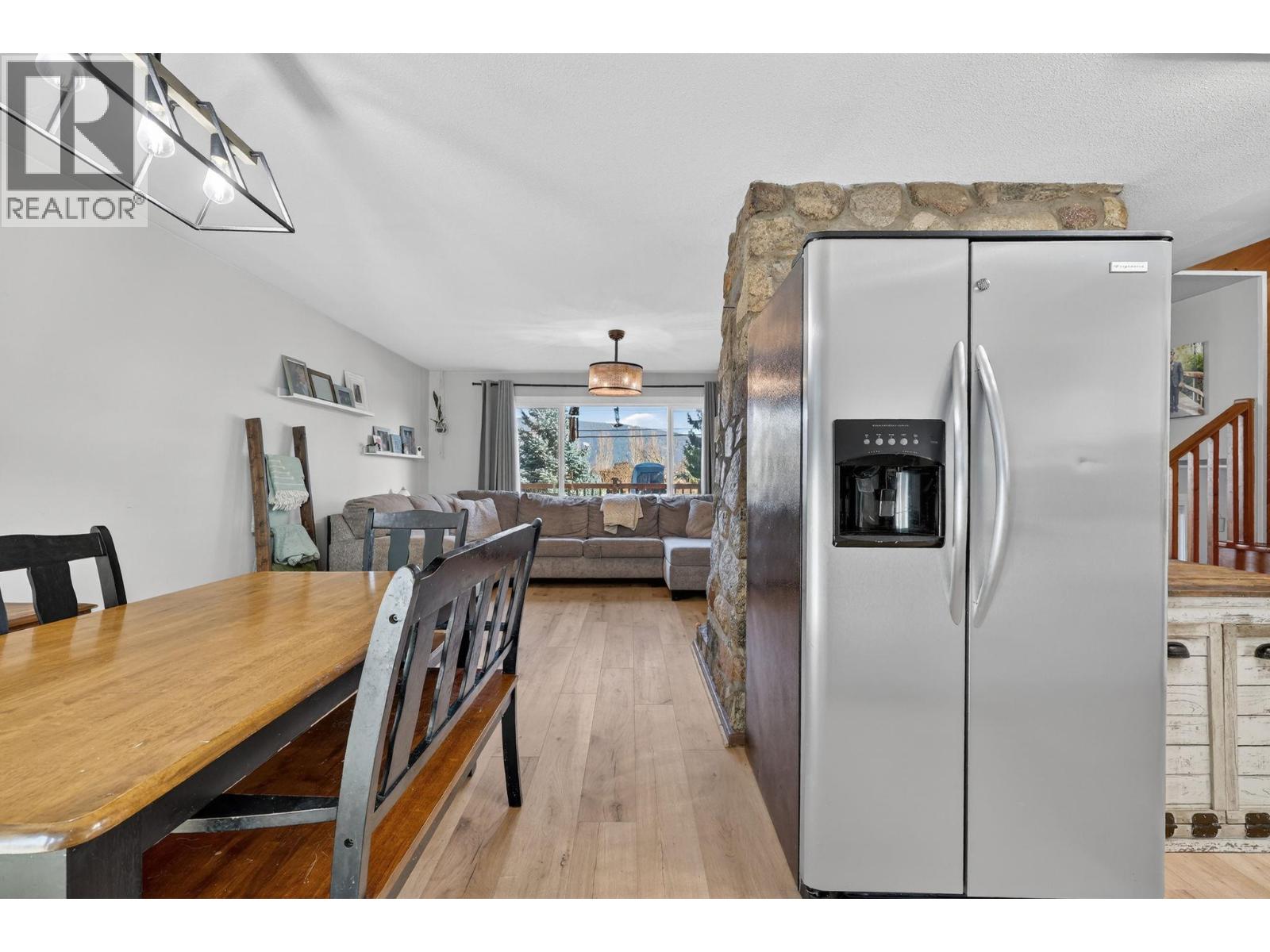 7312 Fintry Delta Road