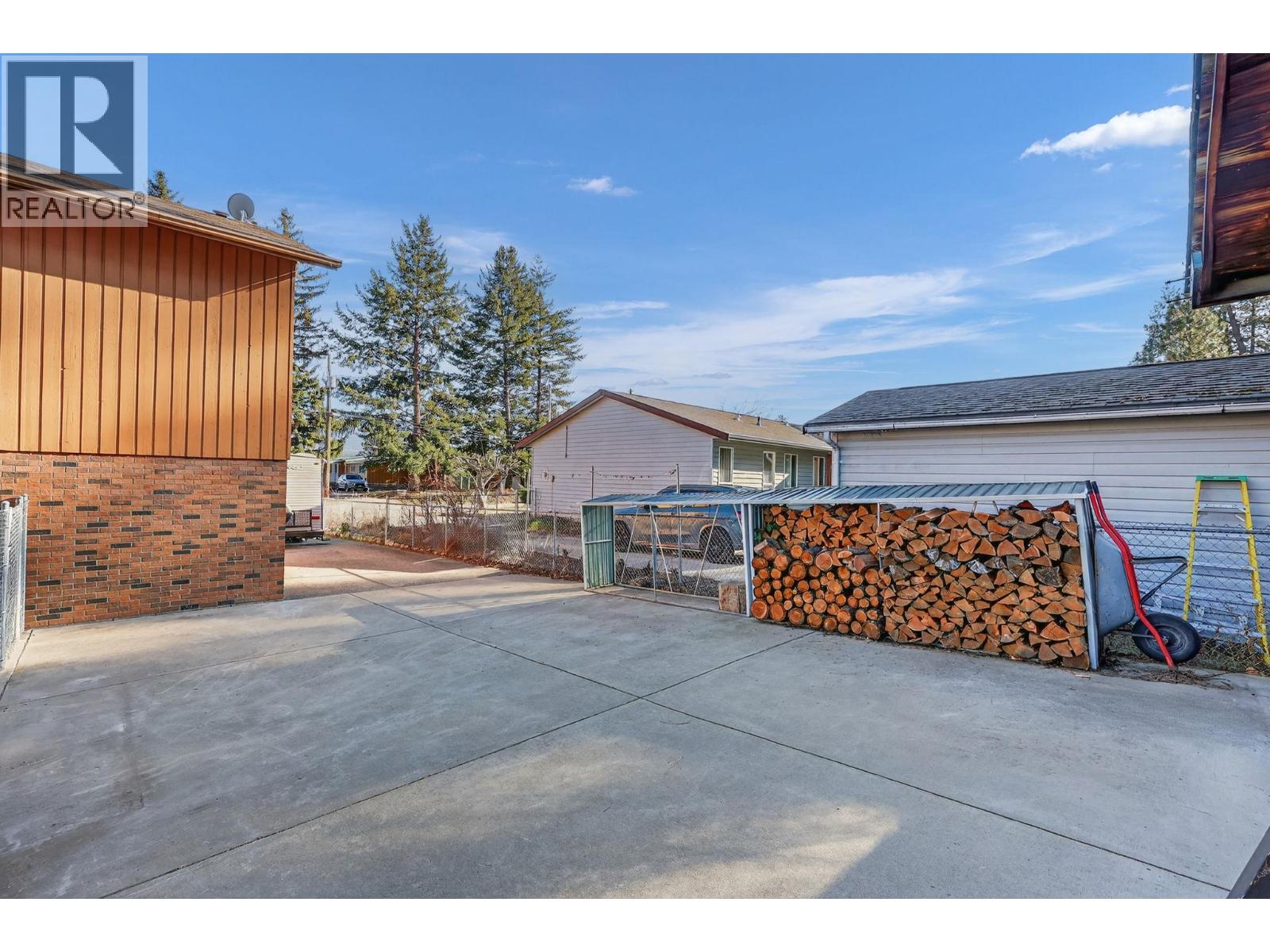 7312 Fintry Delta Road