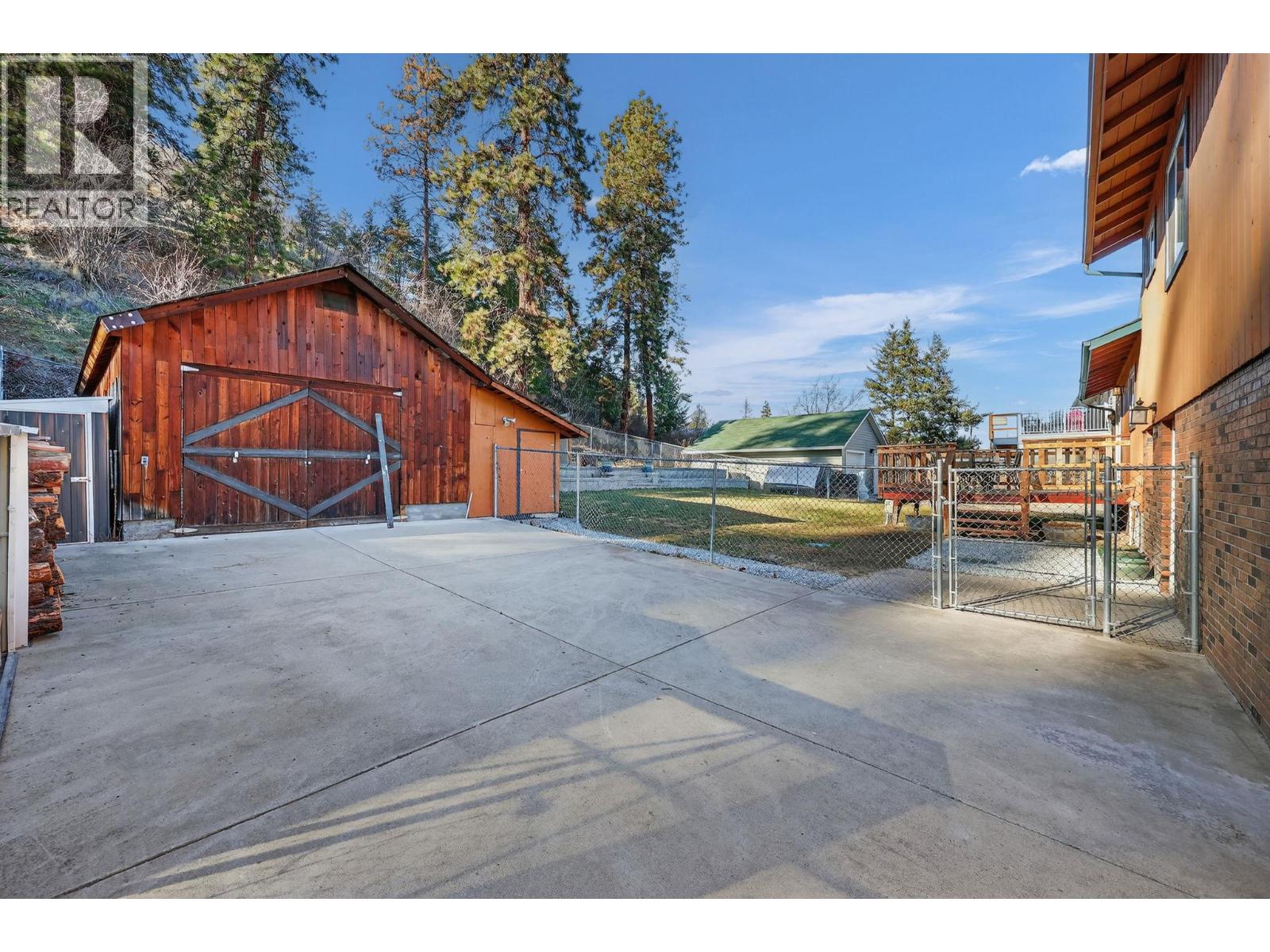 7312 Fintry Delta Road