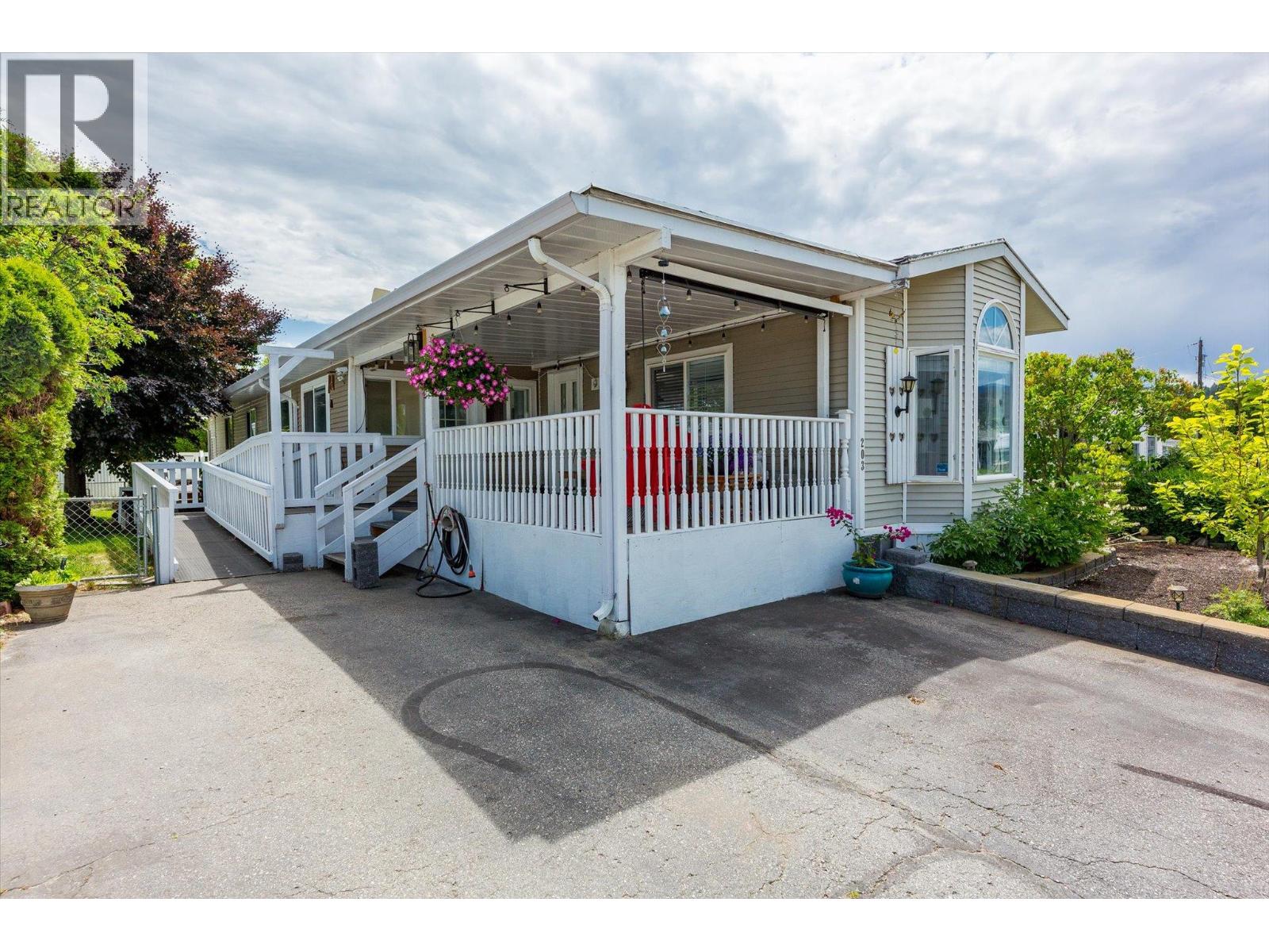 720 Commonwealth Road Unit# 203