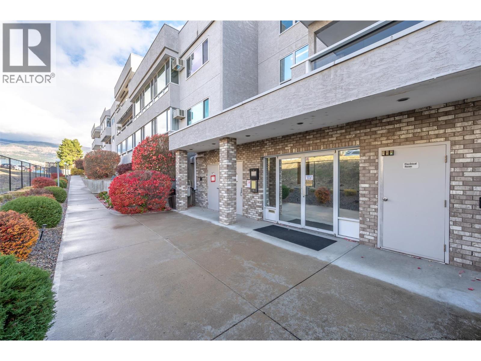 2477 Ingram Road Unit# 203