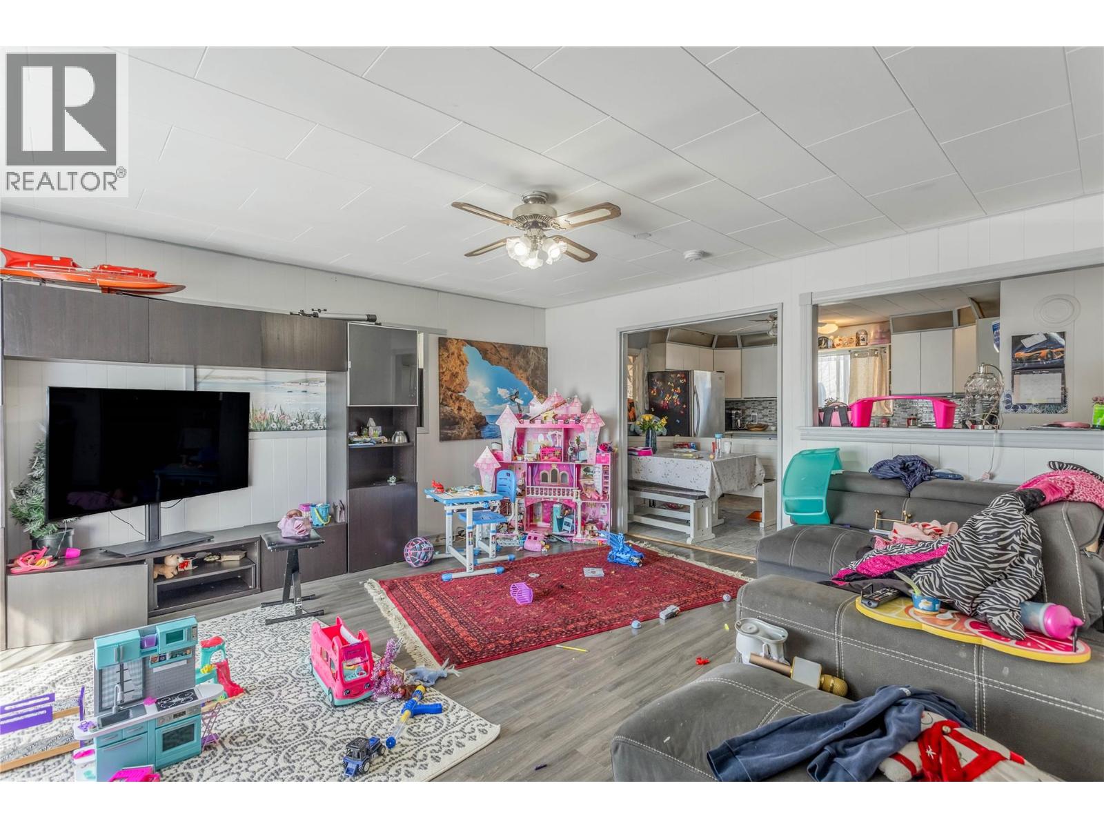 3144 Woodsdale Road