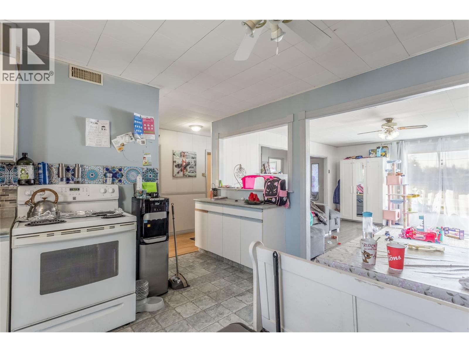 3144 Woodsdale Road