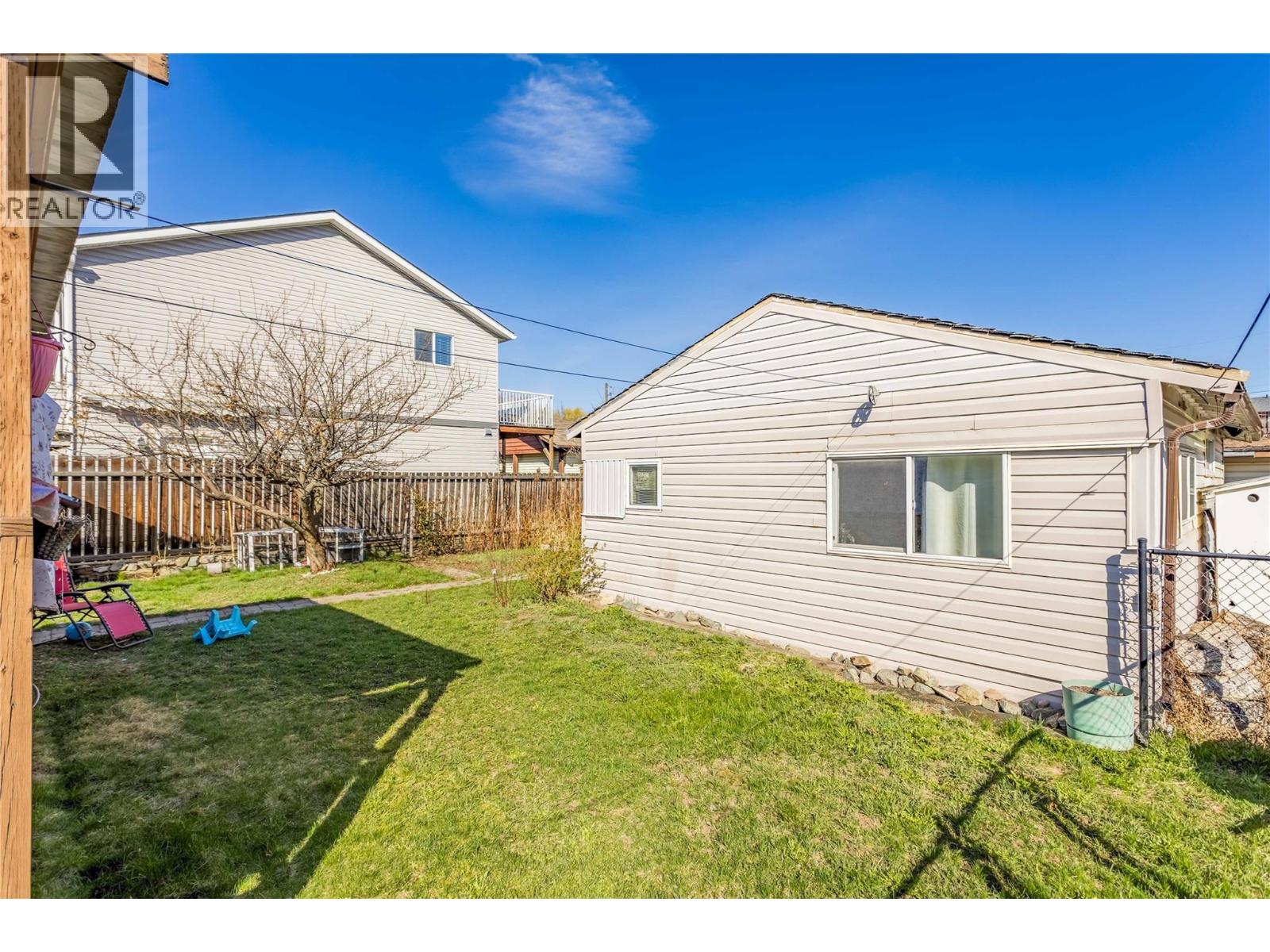 3144 Woodsdale Road