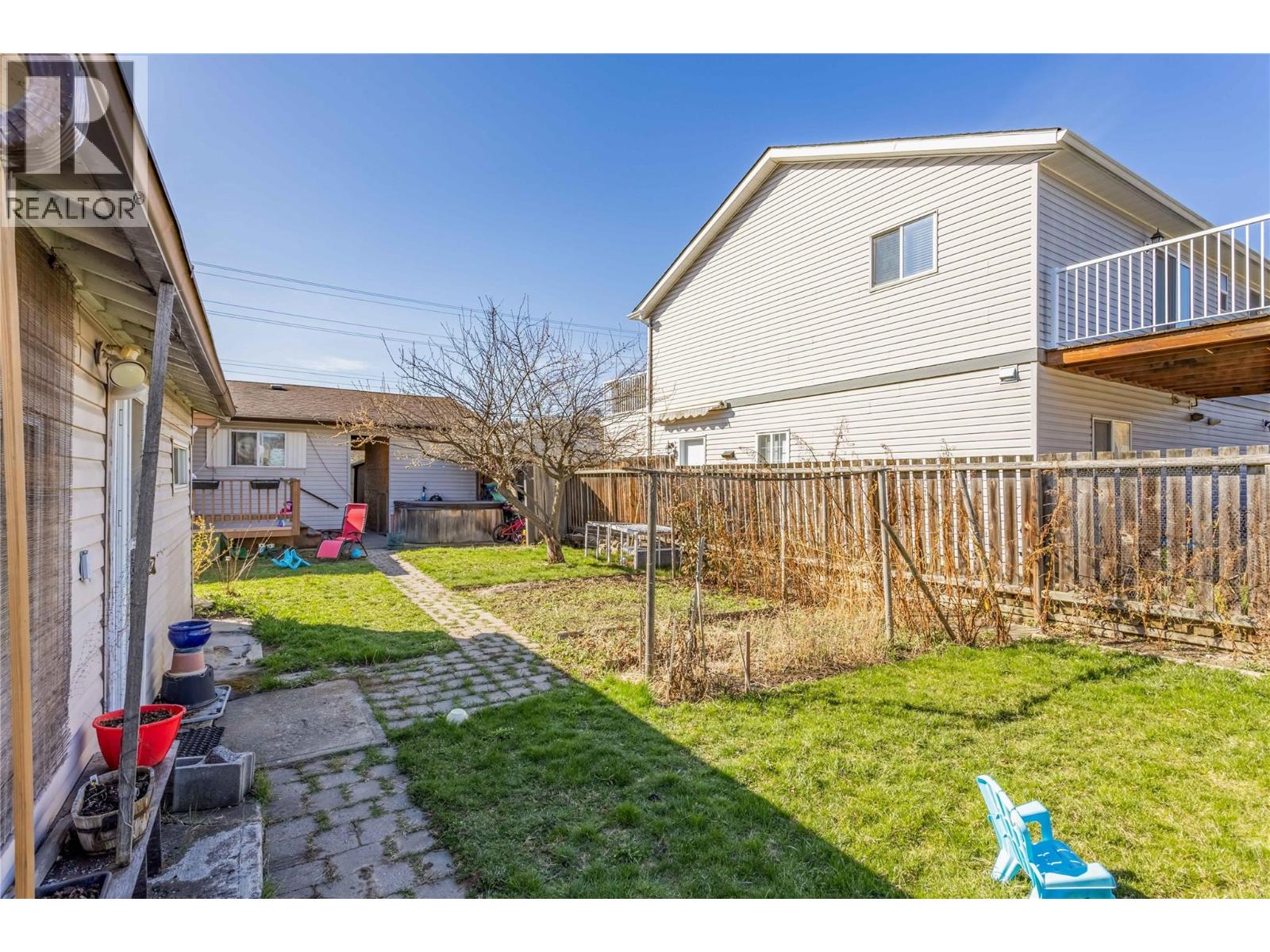 3144 Woodsdale Road