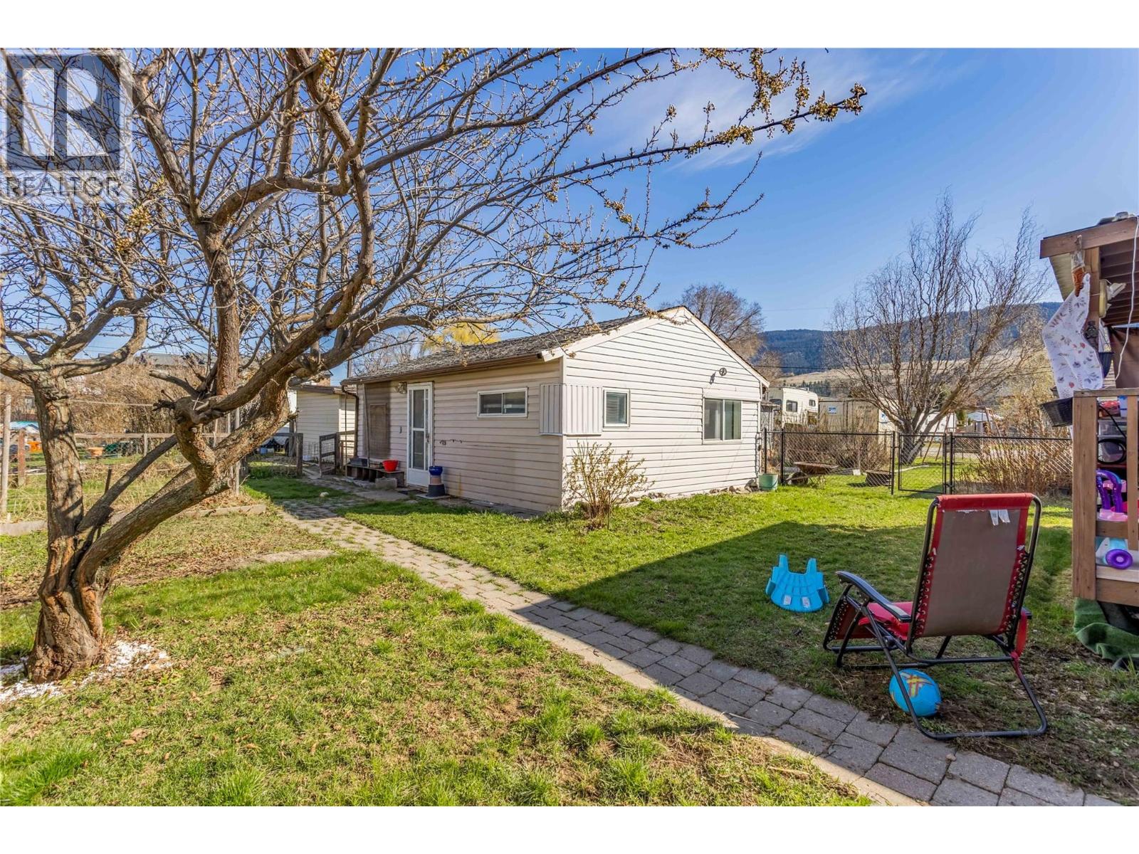 3144 Woodsdale Road