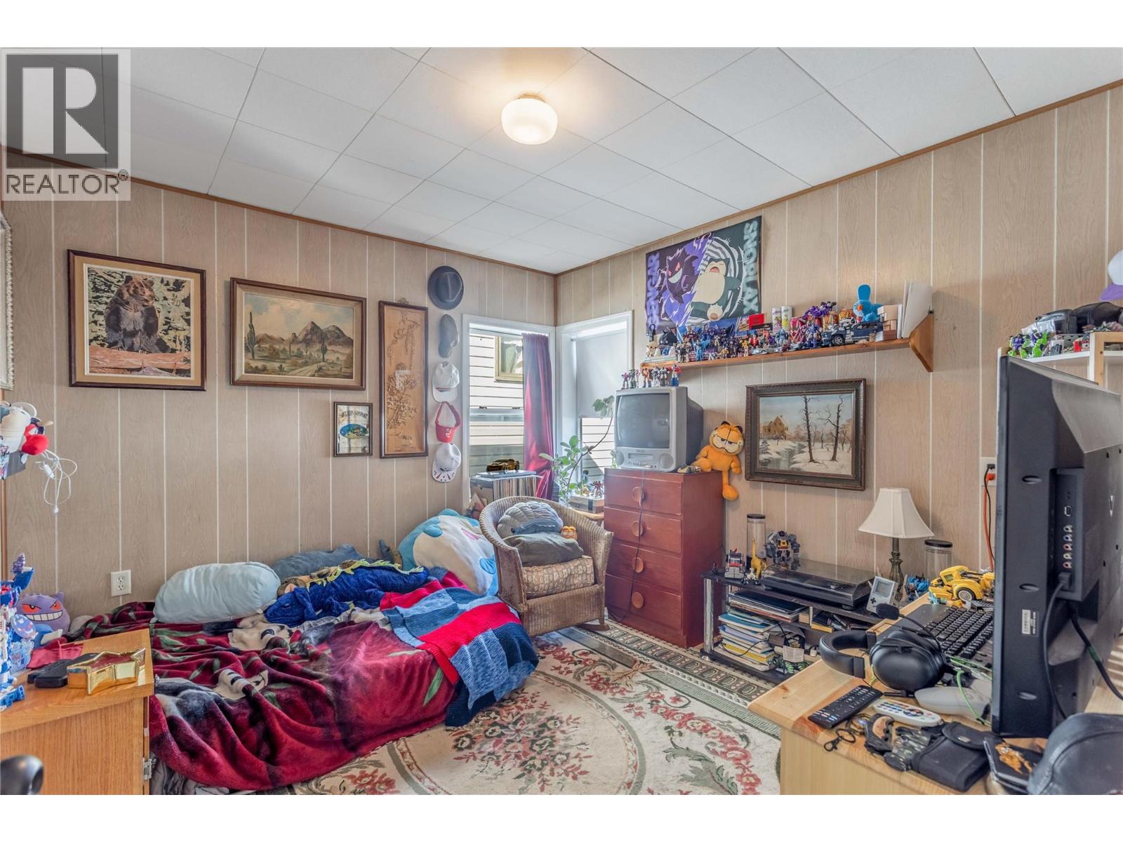 3156 Woodsdale Road