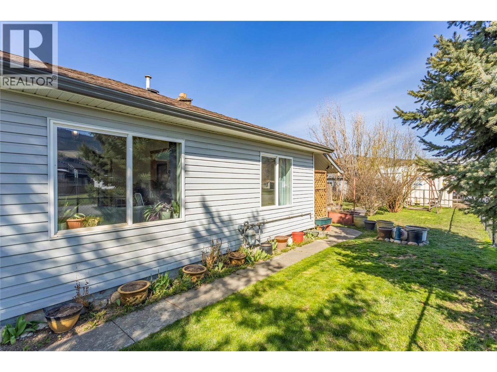 3156 Woodsdale Road