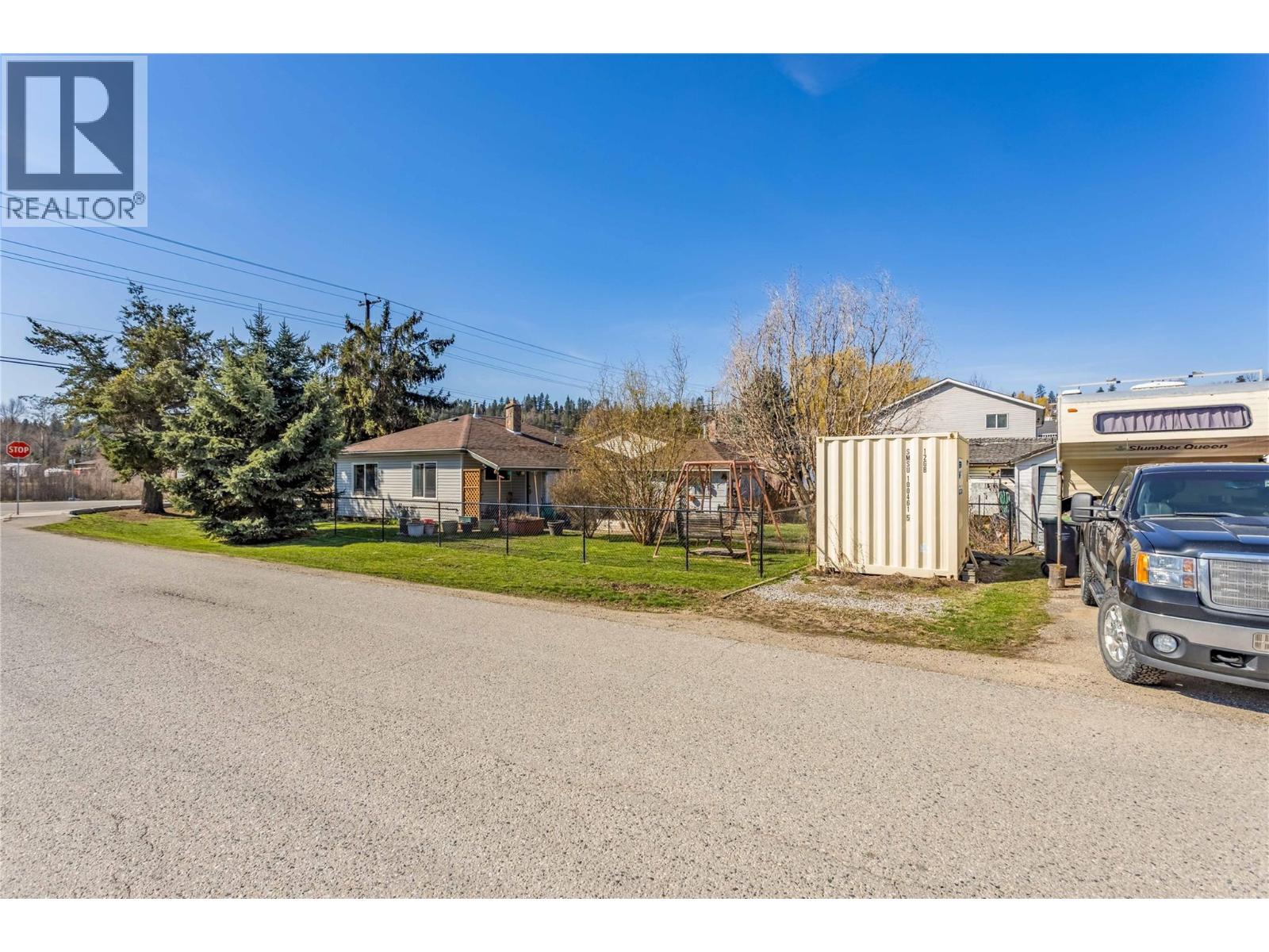 3156 Woodsdale Road