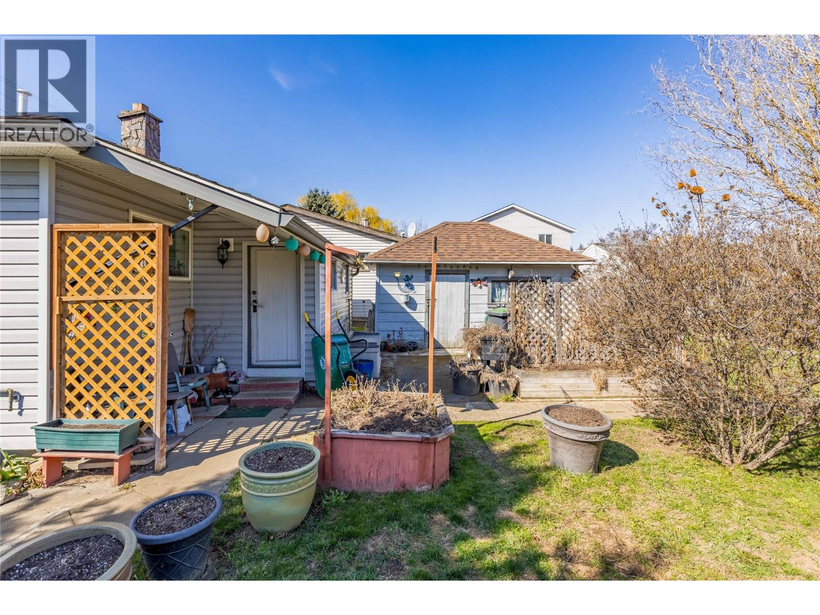 3156 Woodsdale Road