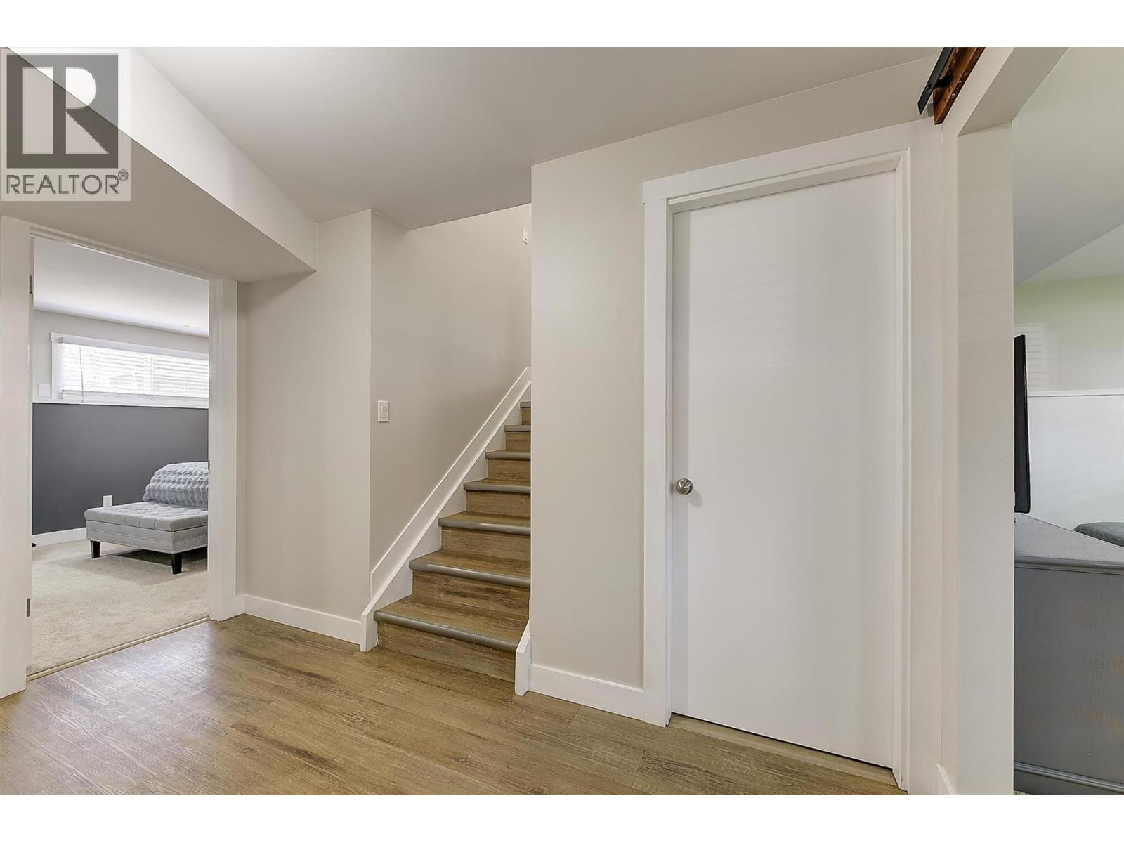 230 Kneller Road