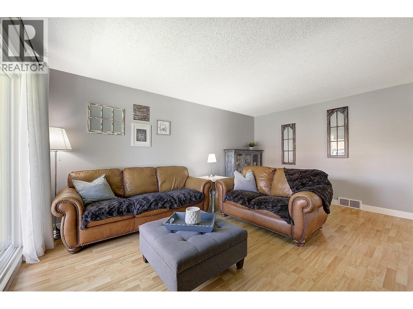 230 Kneller Road