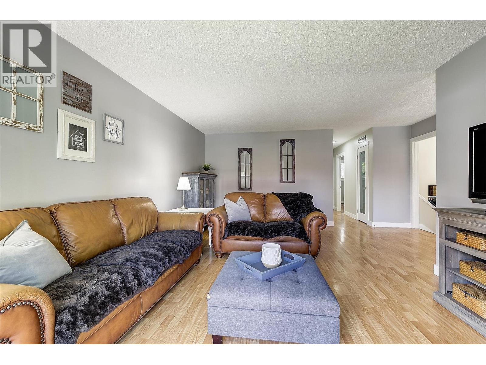 230 Kneller Road