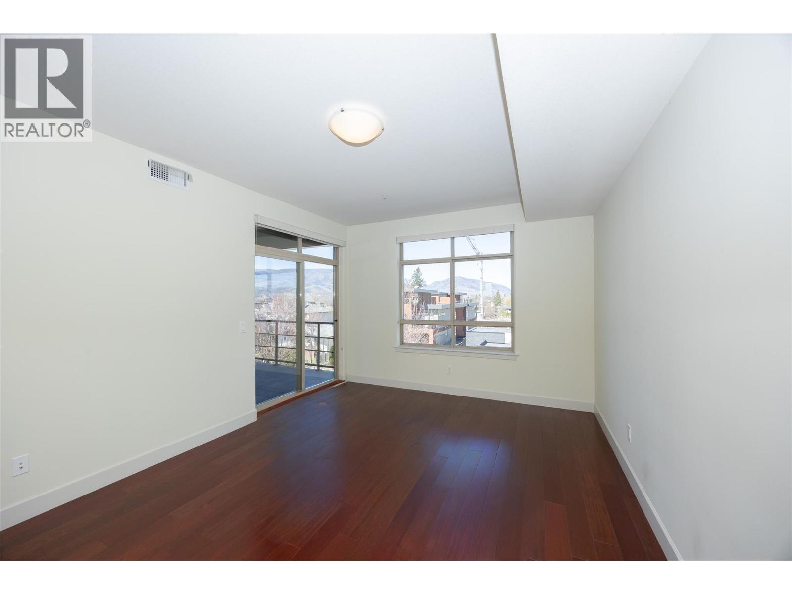 457 West Avenue Unit# 307