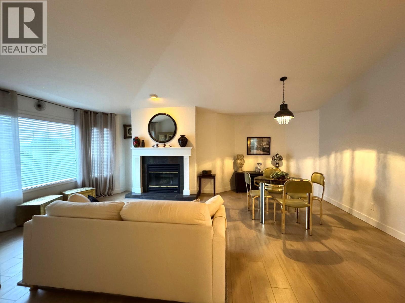 2250 Louie Drive Unit# 17